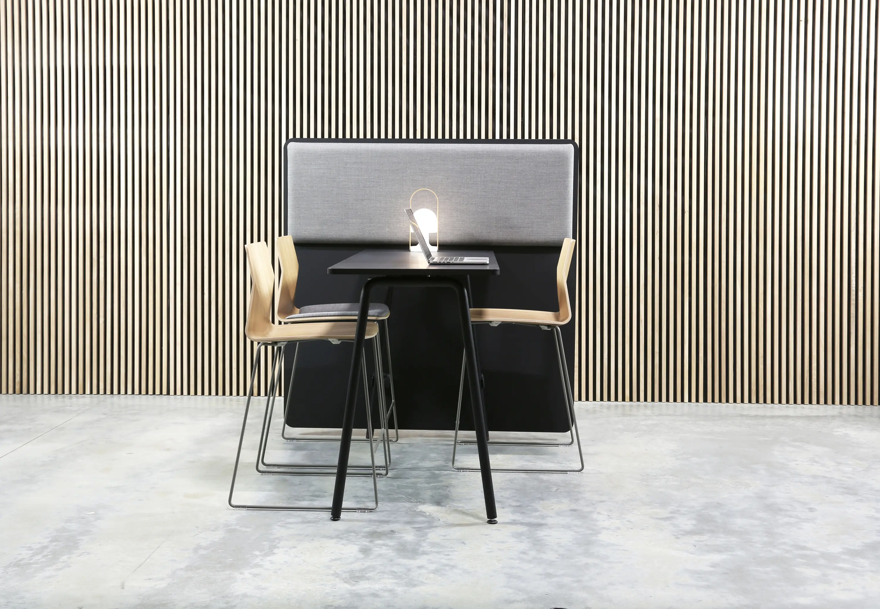 Ocee & Four Design - FourCast®2 Counter