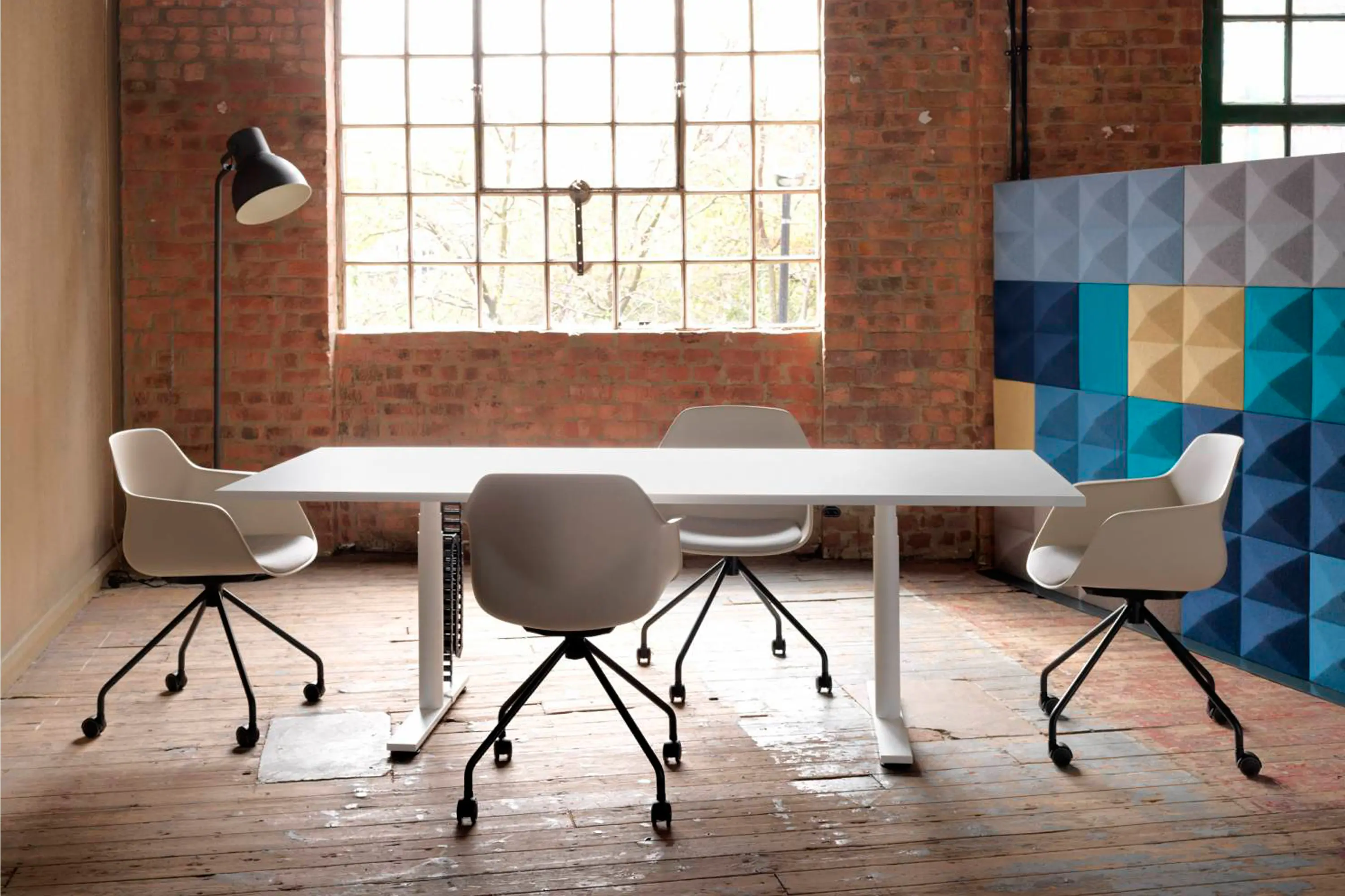 Ocee & Four Design - FourMe® 11 upholstery