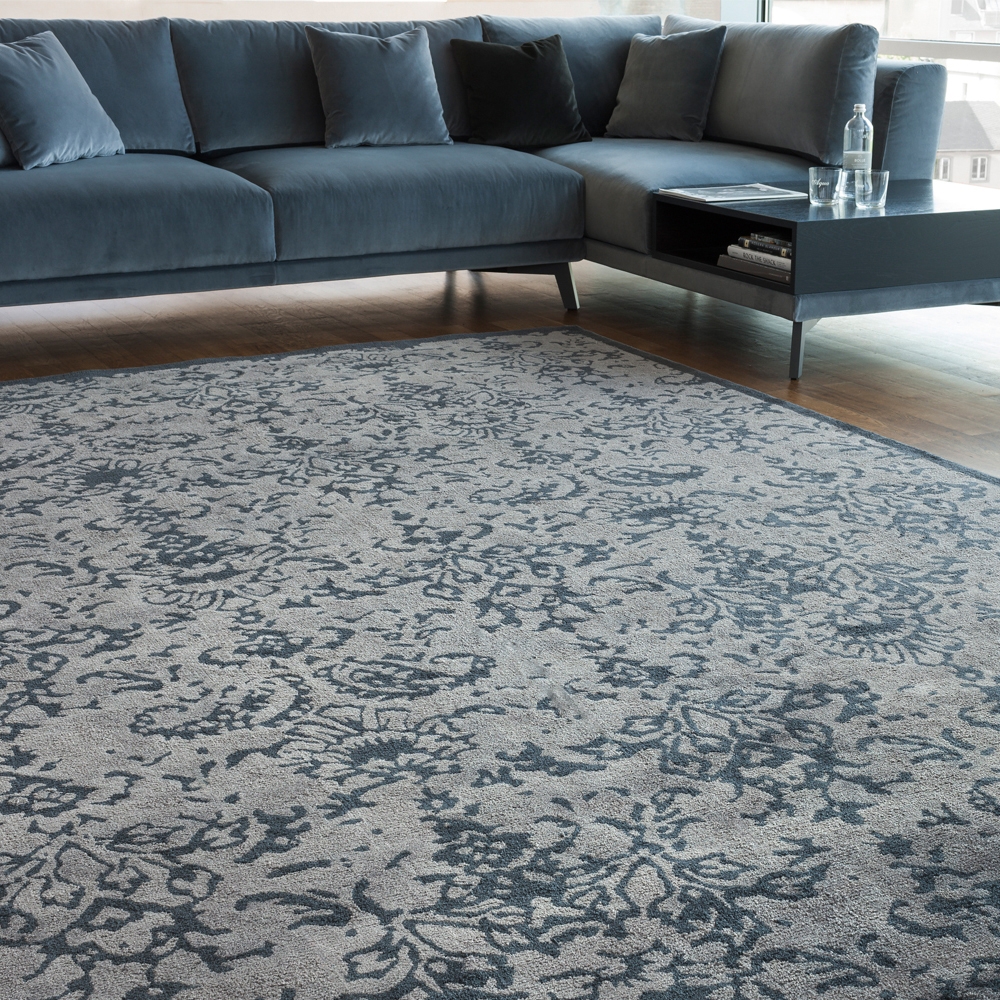 RUGS