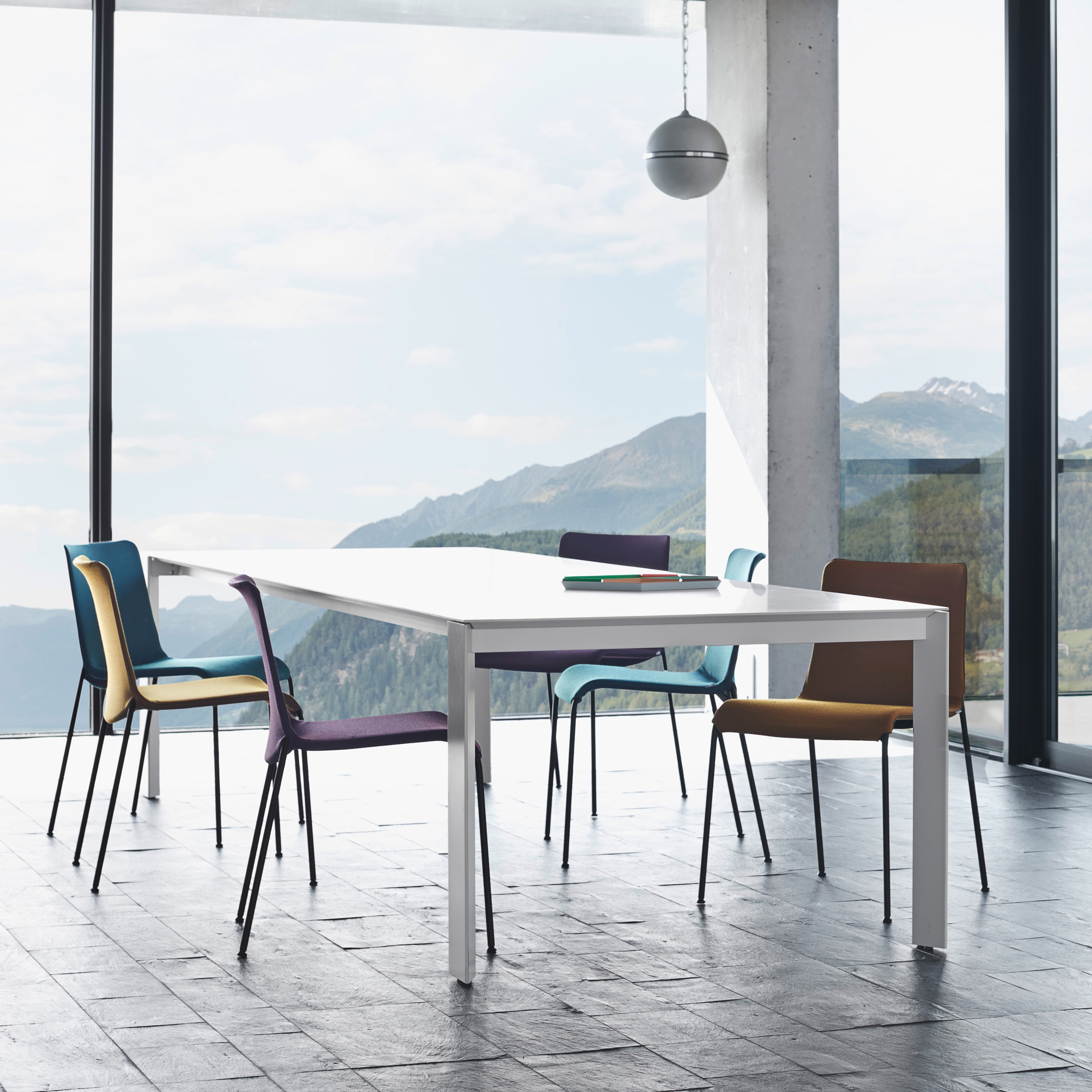 Afficher le produit Soma Table 15.007.02 du fabricant Kettnaker