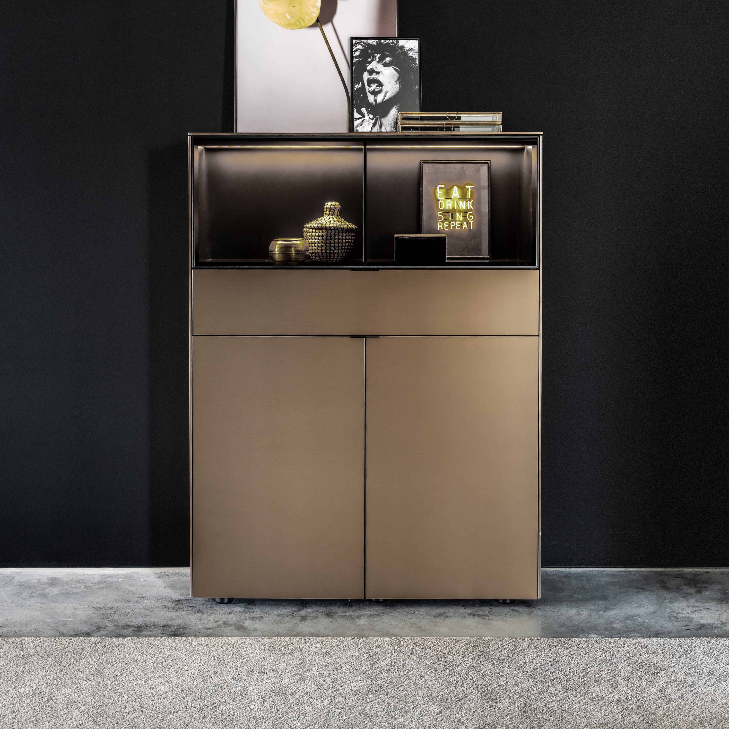 Mostra il prodotto SOMA door cabinet del produttore Kettnaker