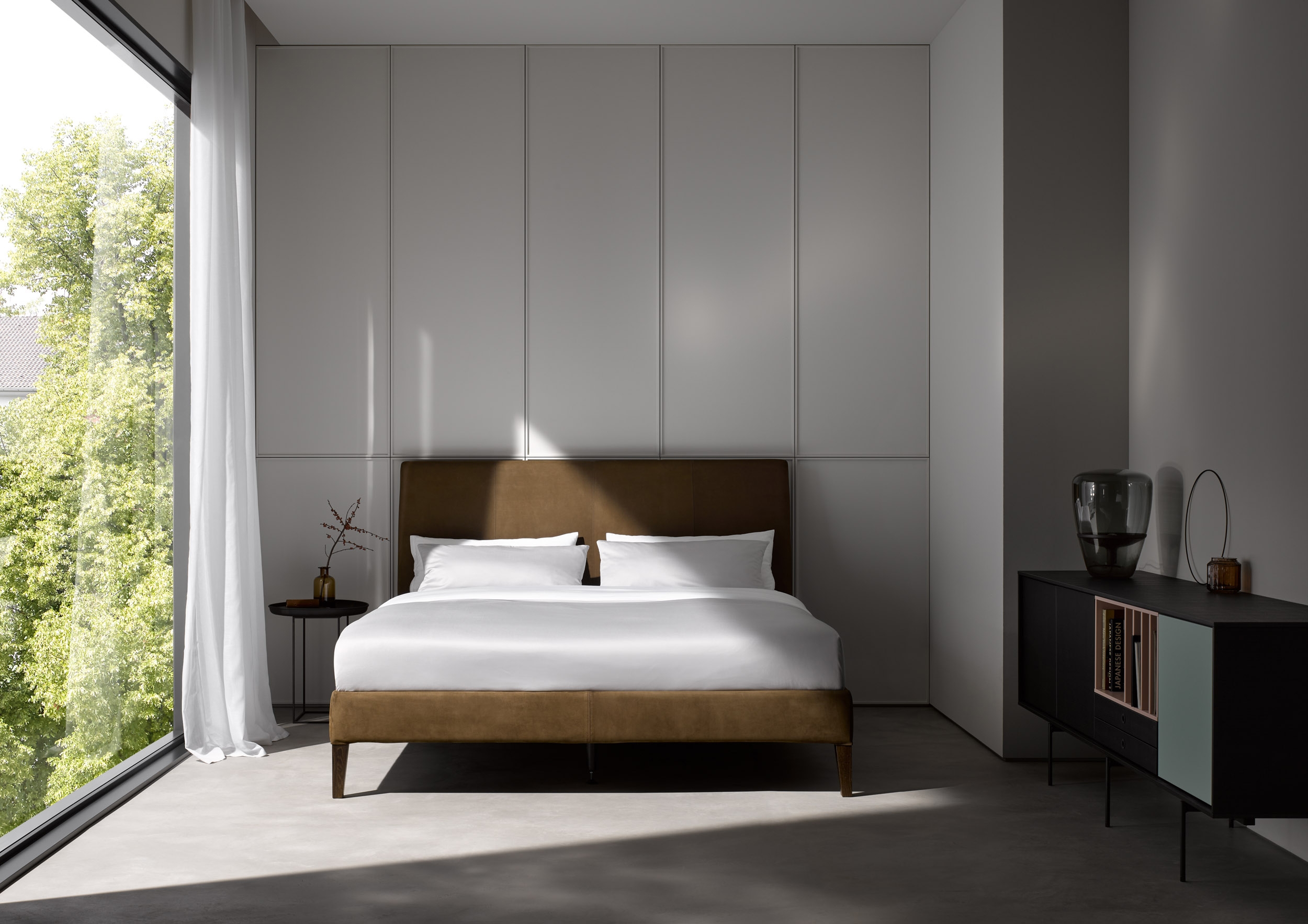 AUSTIN BED, MATTRESS AT ADDITIONAL COST - Beds from BoConcept