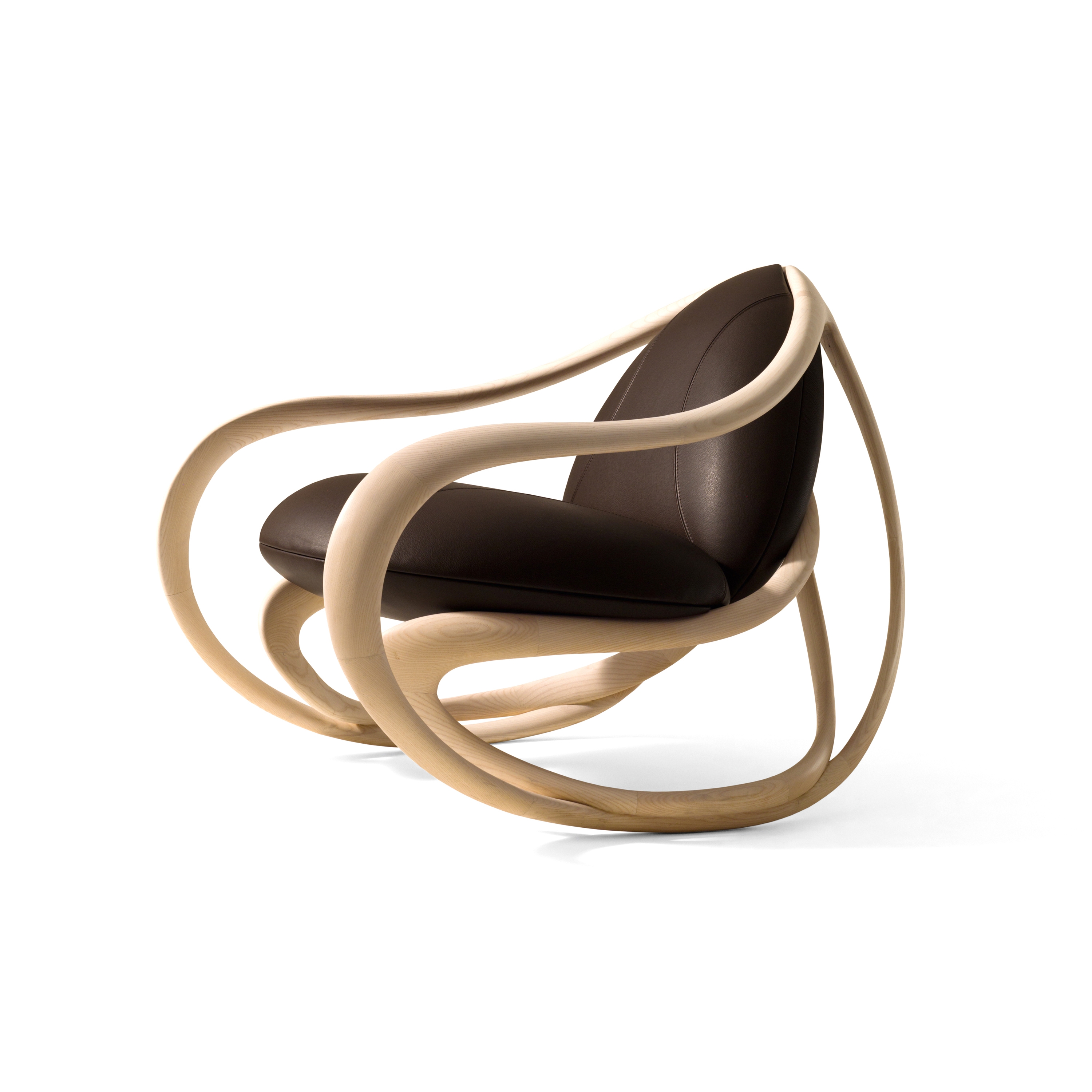 Afficher le produit Move Rocking Armchair du fabricant Giorgetti