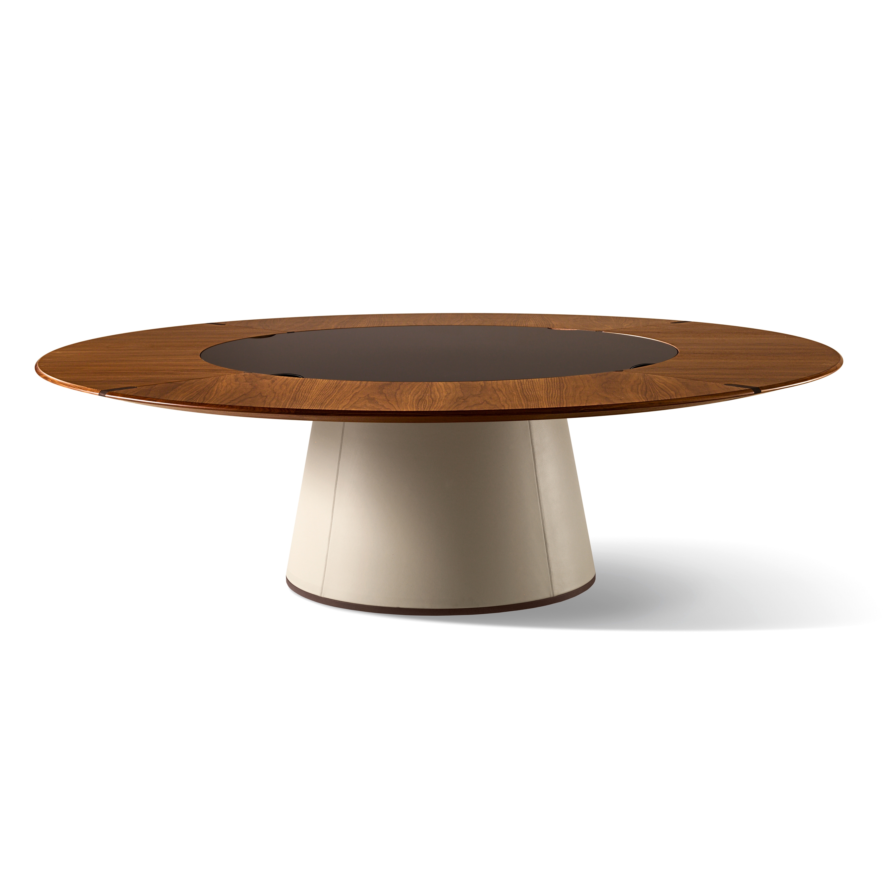 Display product Fang Table from manufacturer Giorgetti