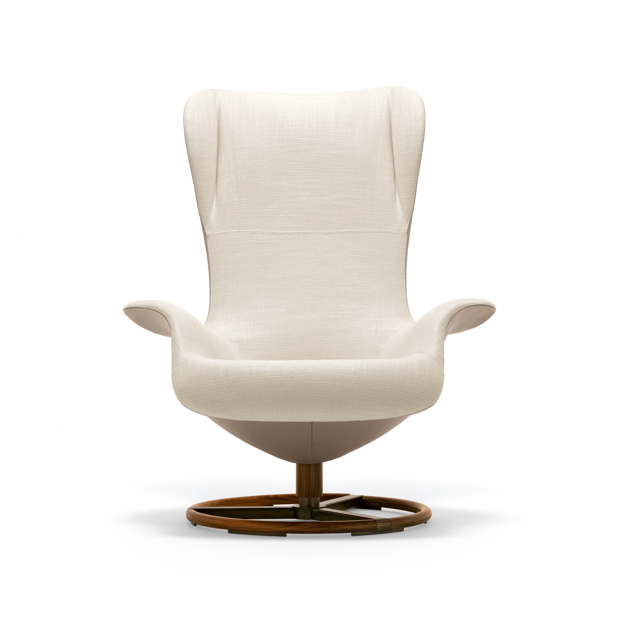 Mostra il prodotto Tilt Swivel Wing Chair del produttore Giorgetti
