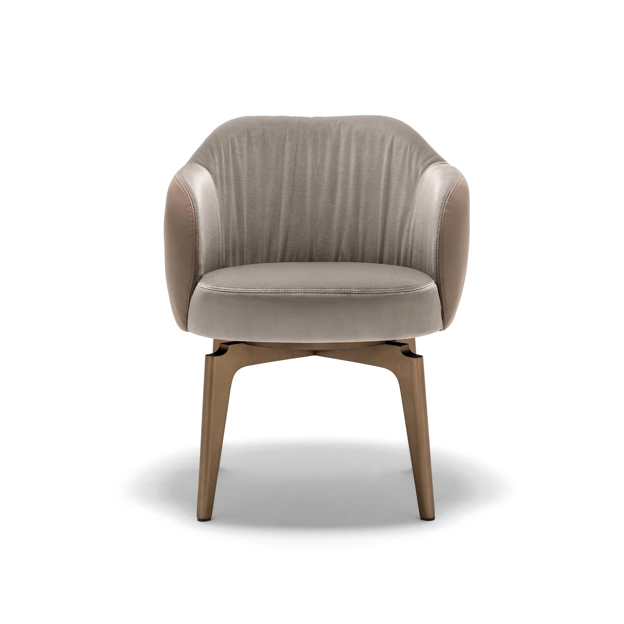 Display product Elisa Small Armchair from manufacturer Giorgetti