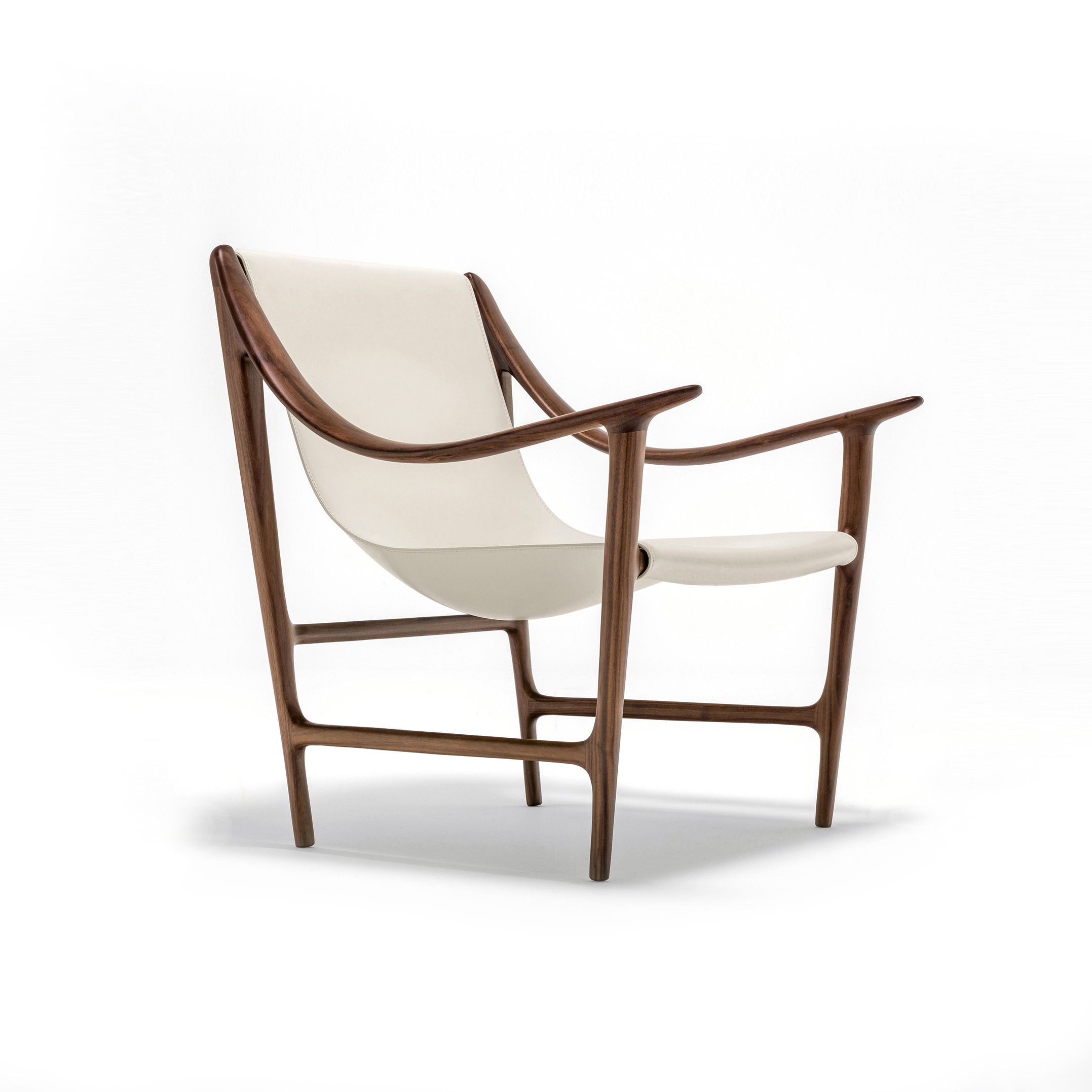Mostra il prodotto Swing Armchair del produttore Giorgetti