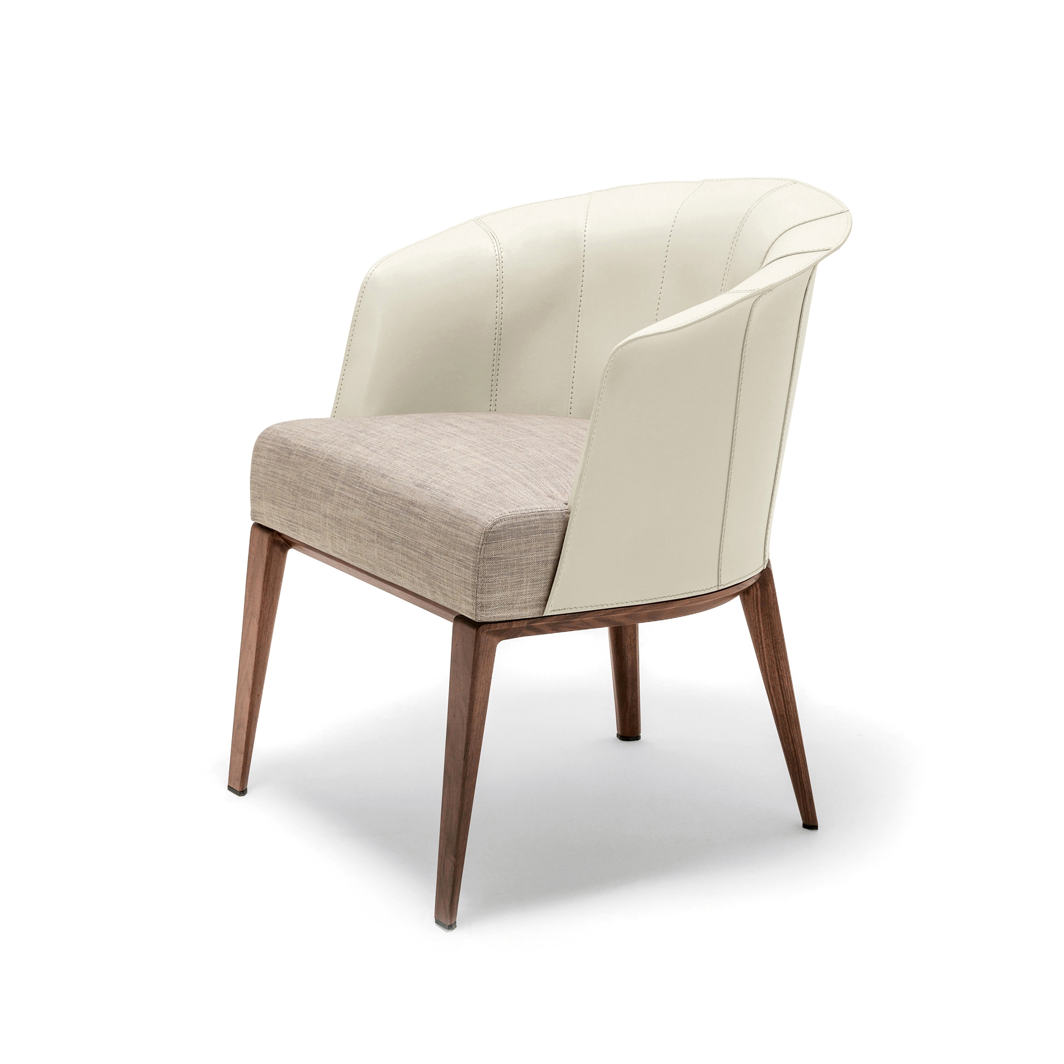 Produkt Aura Small Armchair des Herstellers Giorgetti anzeigen