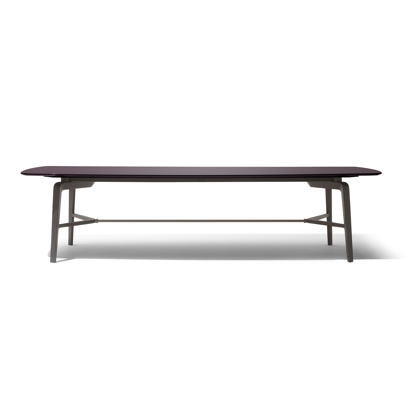 Display product Blade Table from manufacturer Giorgetti