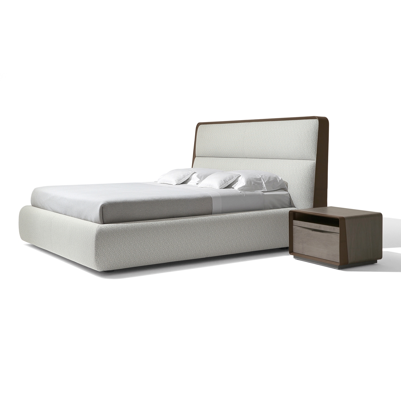 Display product Frame Double Bed from manufacturer Giorgetti
