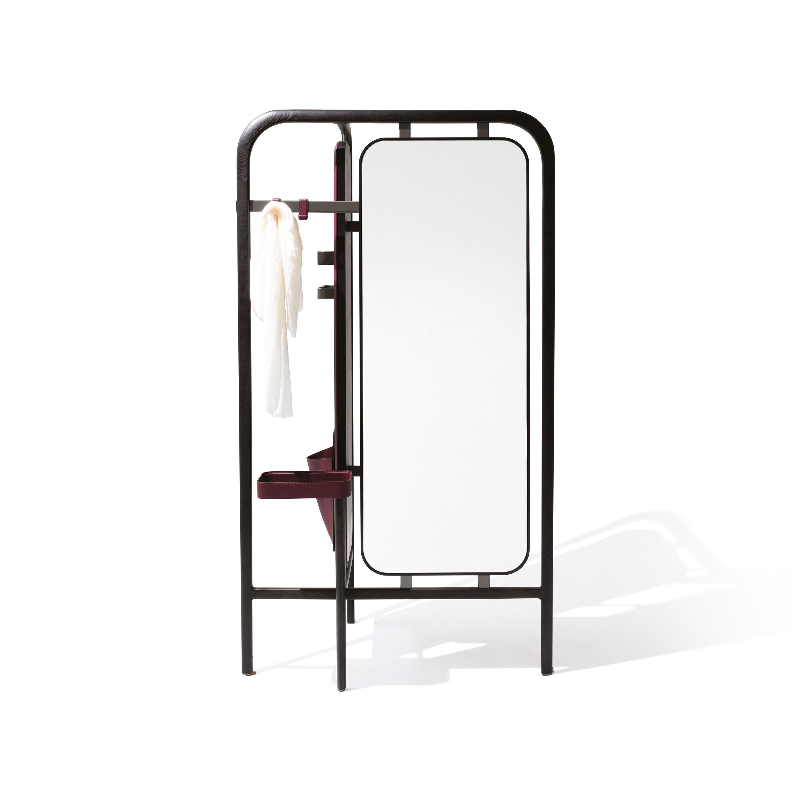 Display product Amiral Leaning Mirror from manufacturer Giorgetti