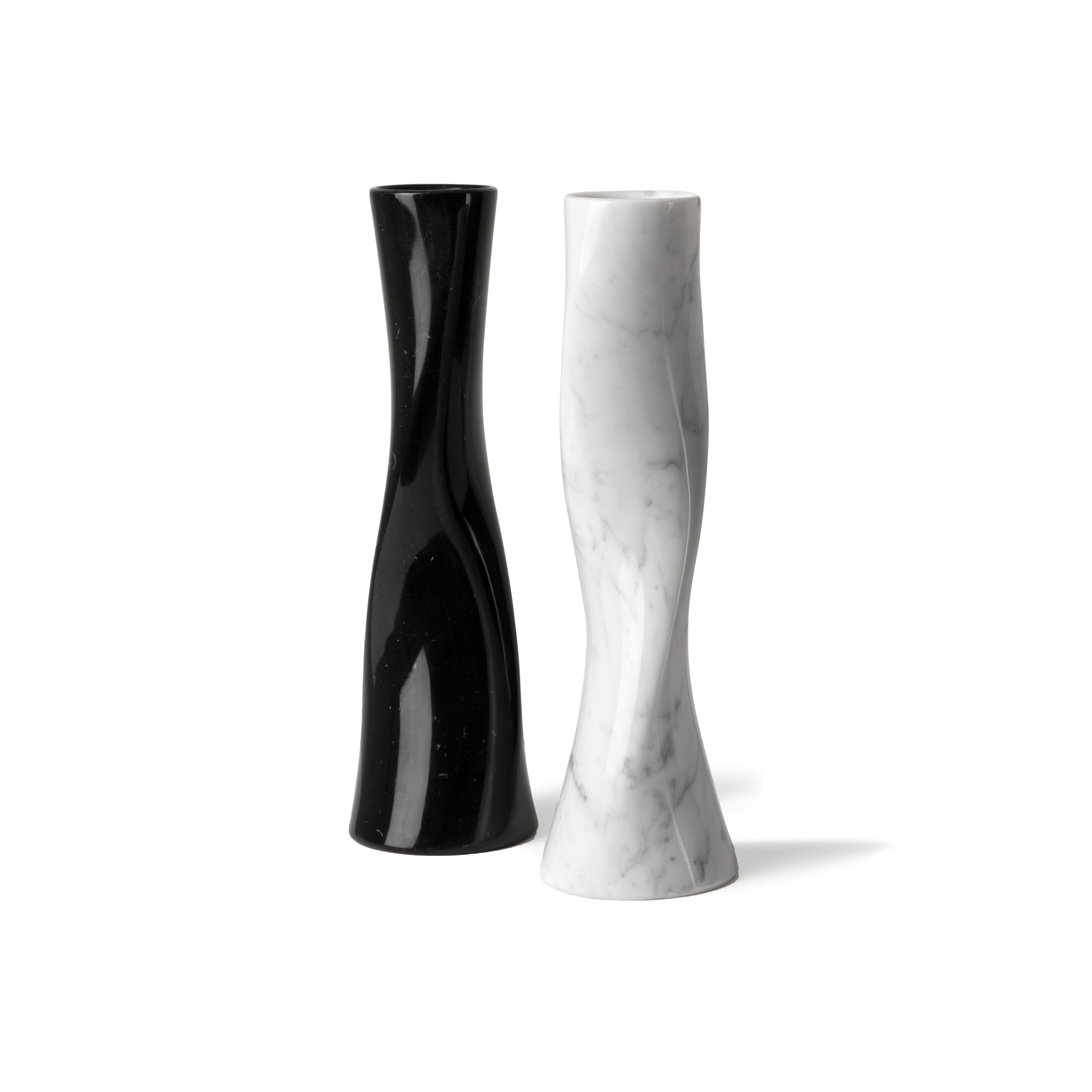 Display product Hineri Vase from manufacturer Giorgetti