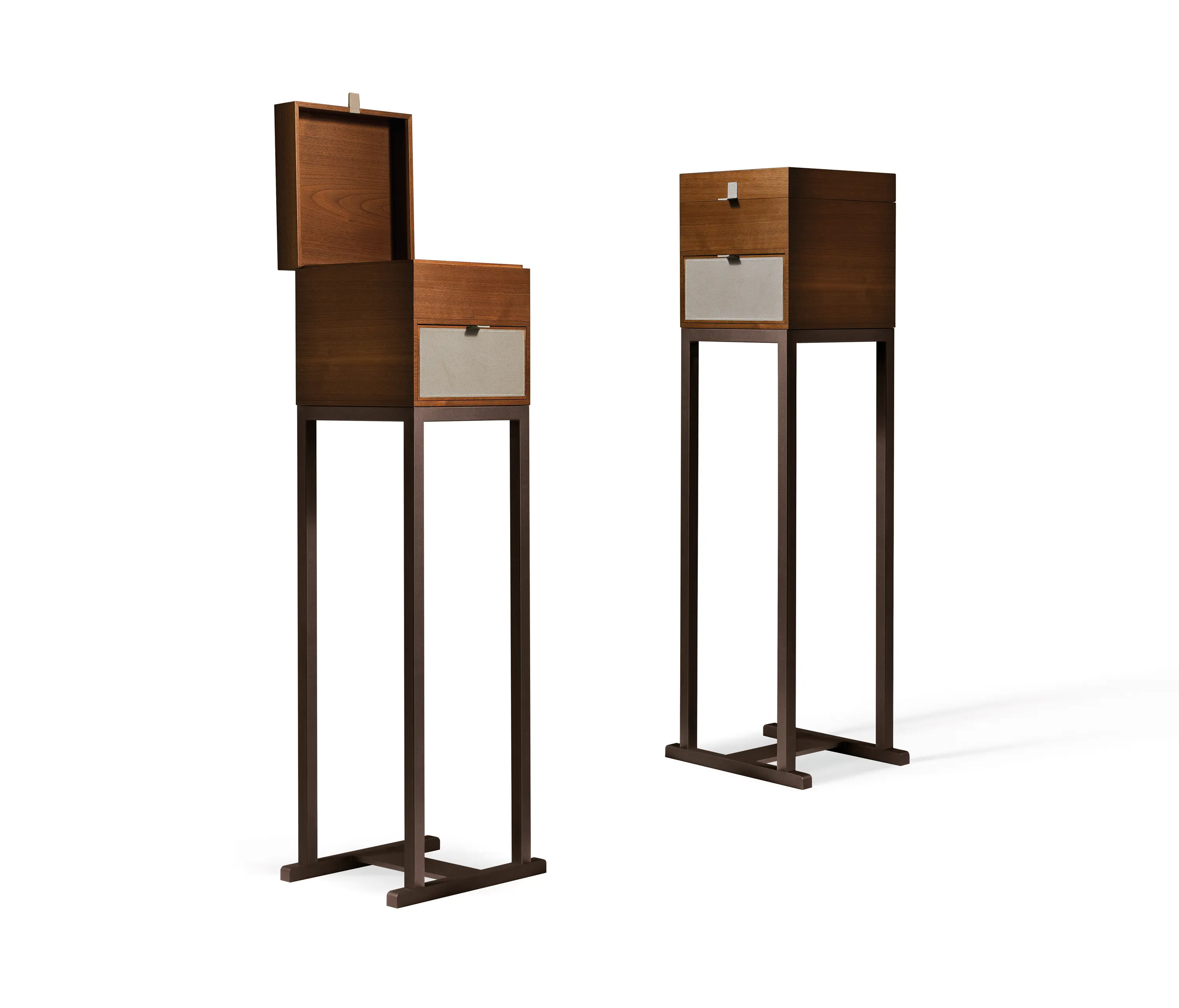 Giorgetti - Myo Stand with Drawer