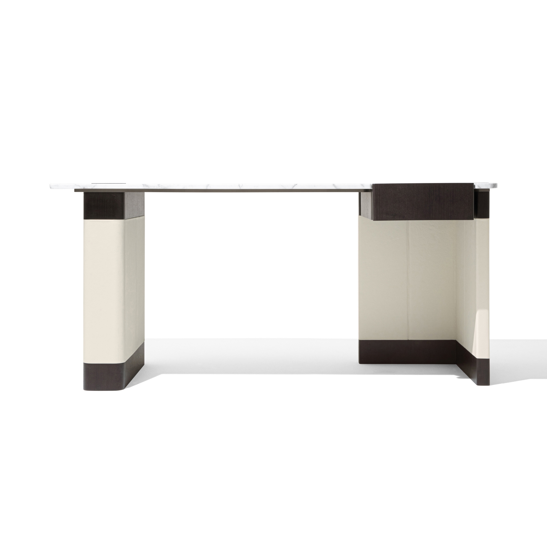 Display product Edward from manufacturer Giorgetti