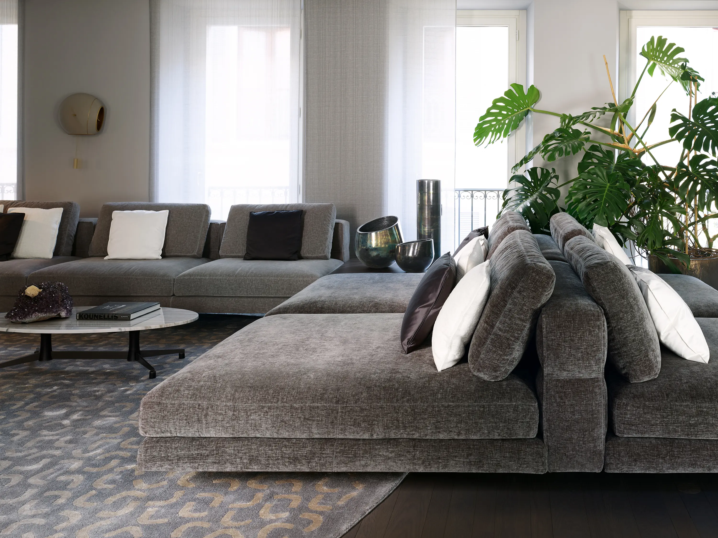 Giorgetti - Beyond Carpet