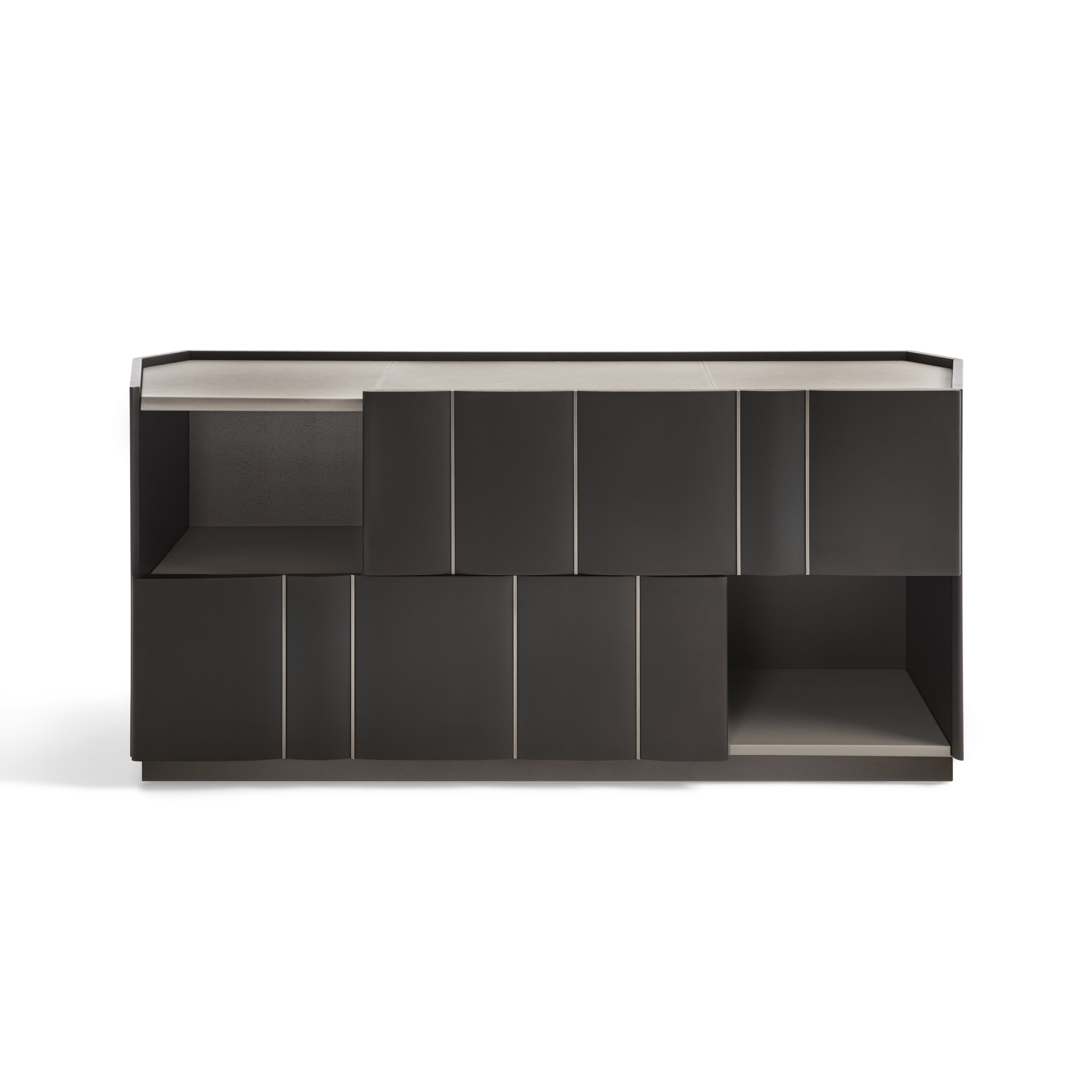 Display product Delphi Tall Dresser from manufacturer Giorgetti