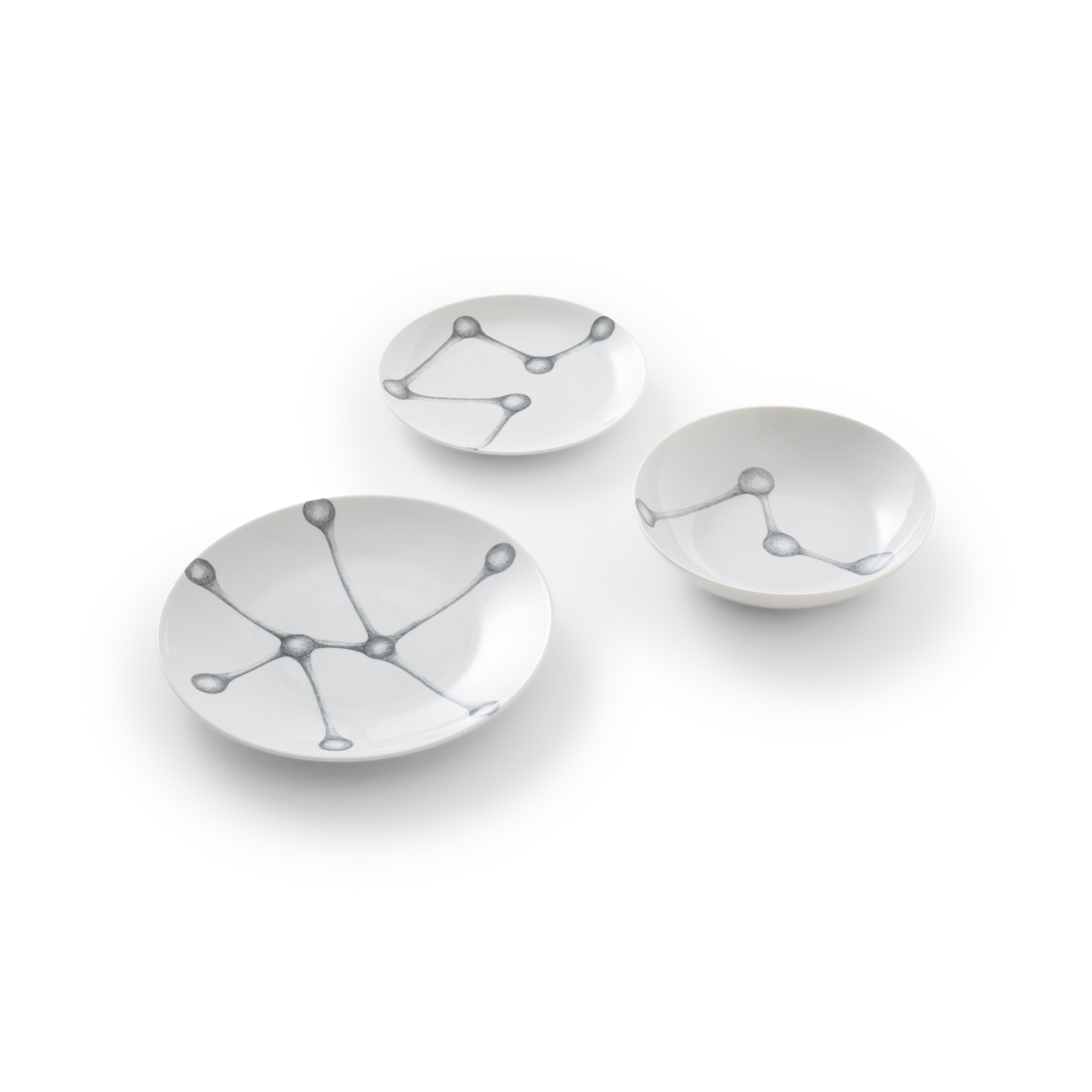 Display product Floema Plates from manufacturer Giorgetti