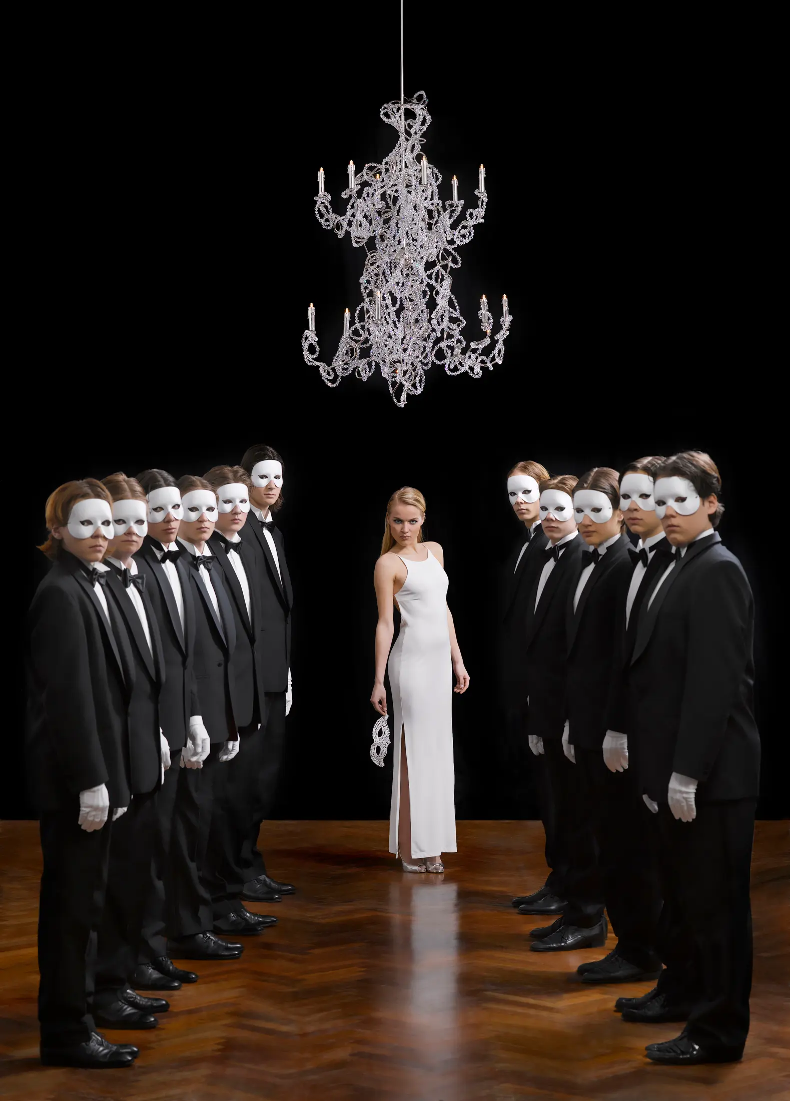Brand van Egmond - Coco chandelier round