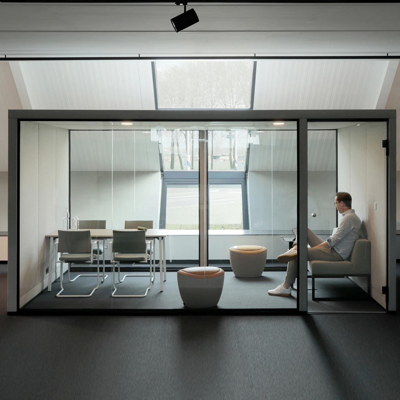 ROOM-IN-ROOM