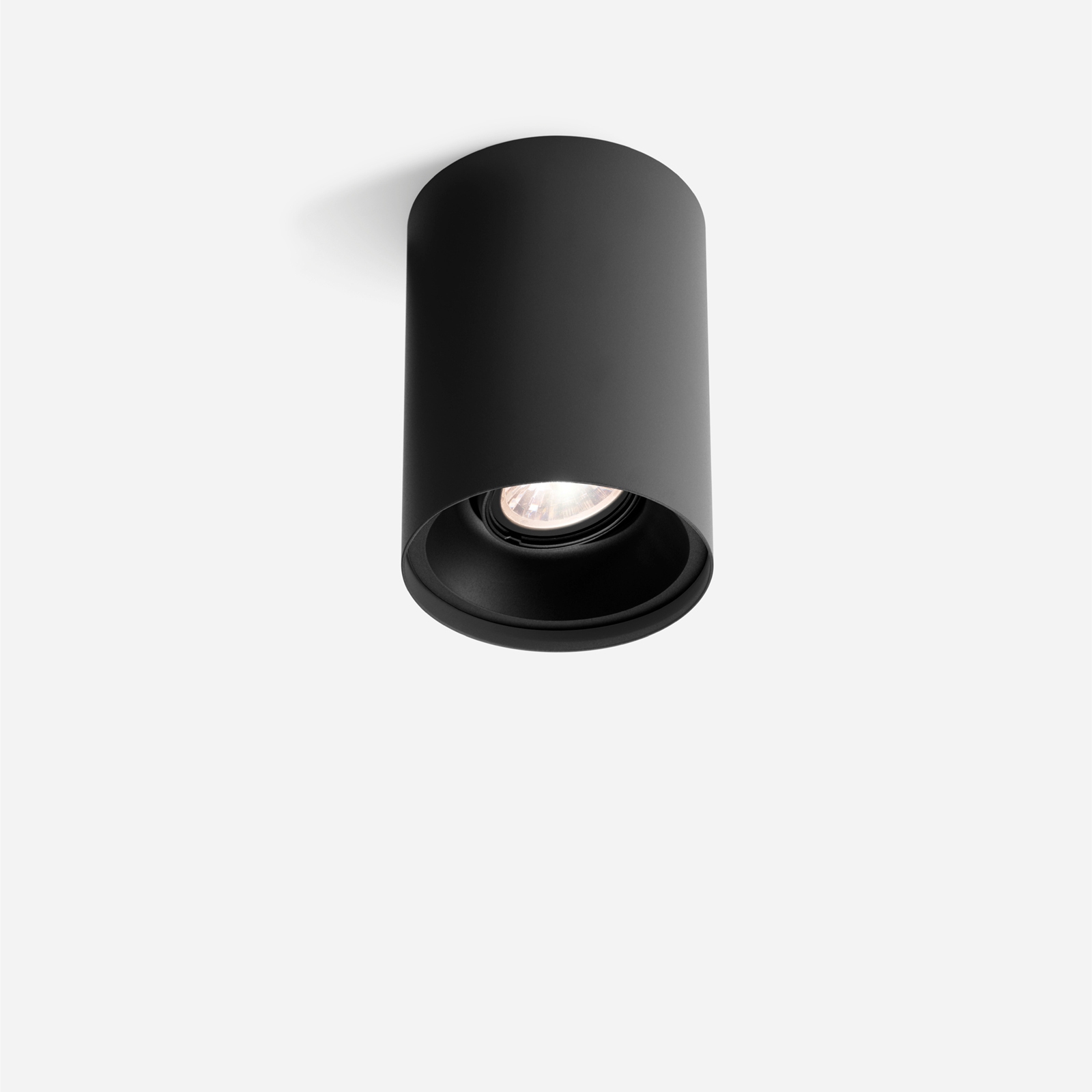 Display product SOLID 1.0 from manufacturer Wever & Ducré