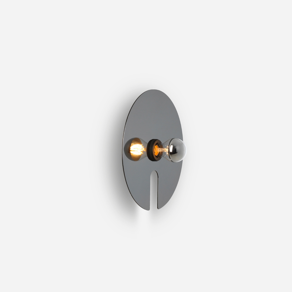 Display product MIRRO WALL 1.0 from manufacturer Wever & Ducré