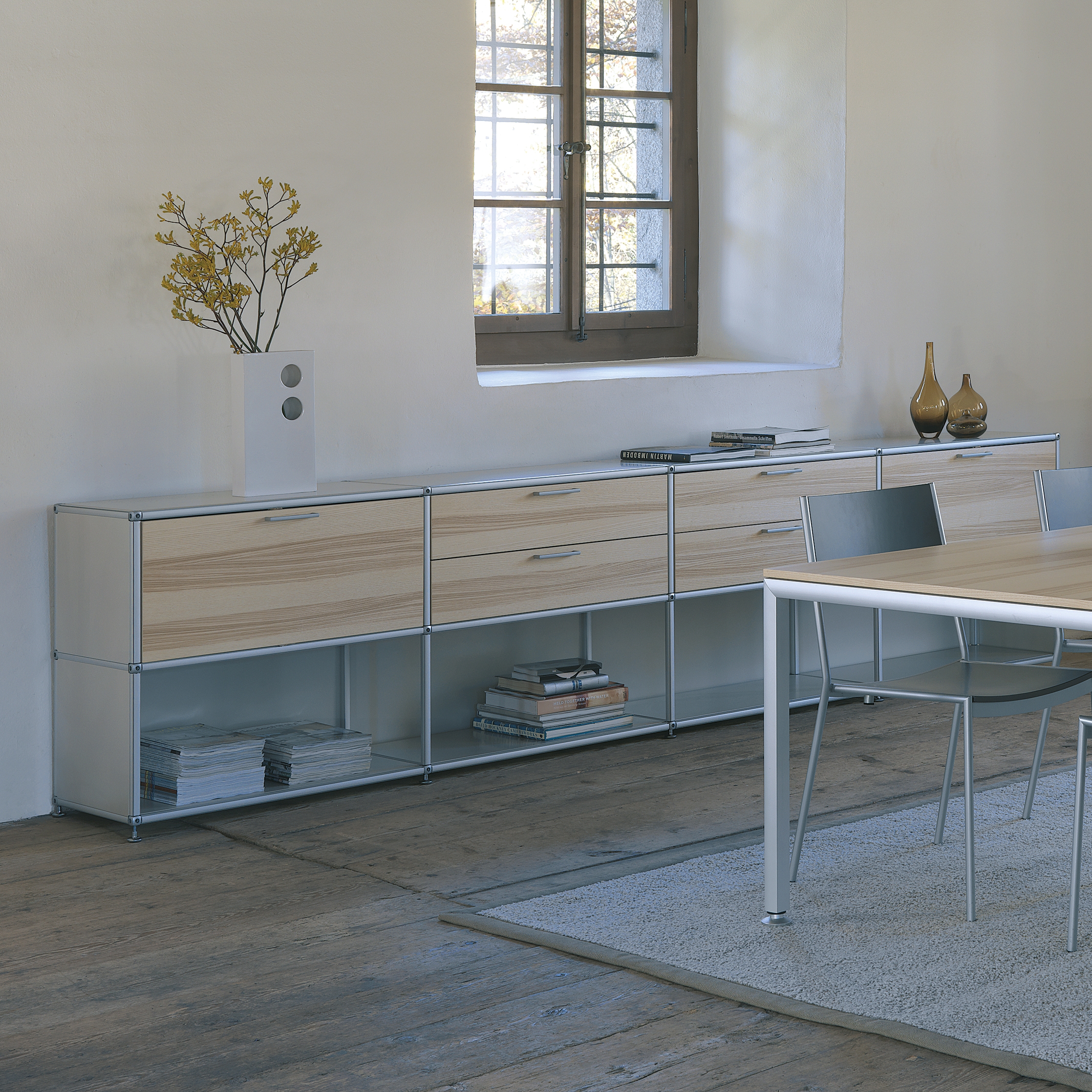 Afficher le produit spinoff shelving system du fabricant formfarm