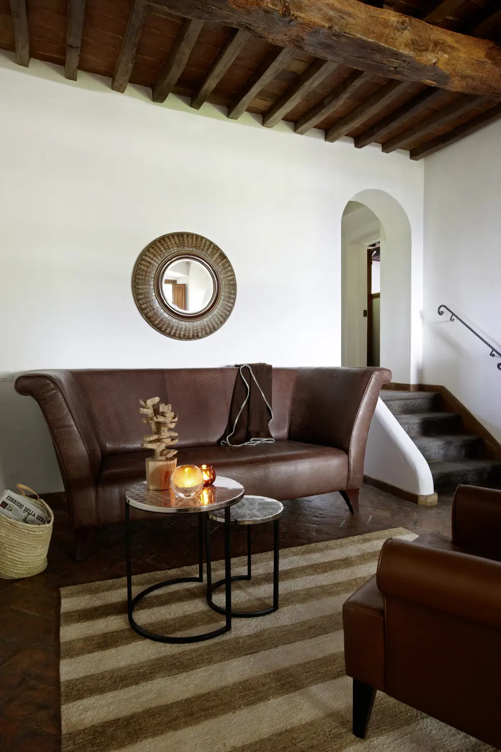 Lambert - Dado couch table