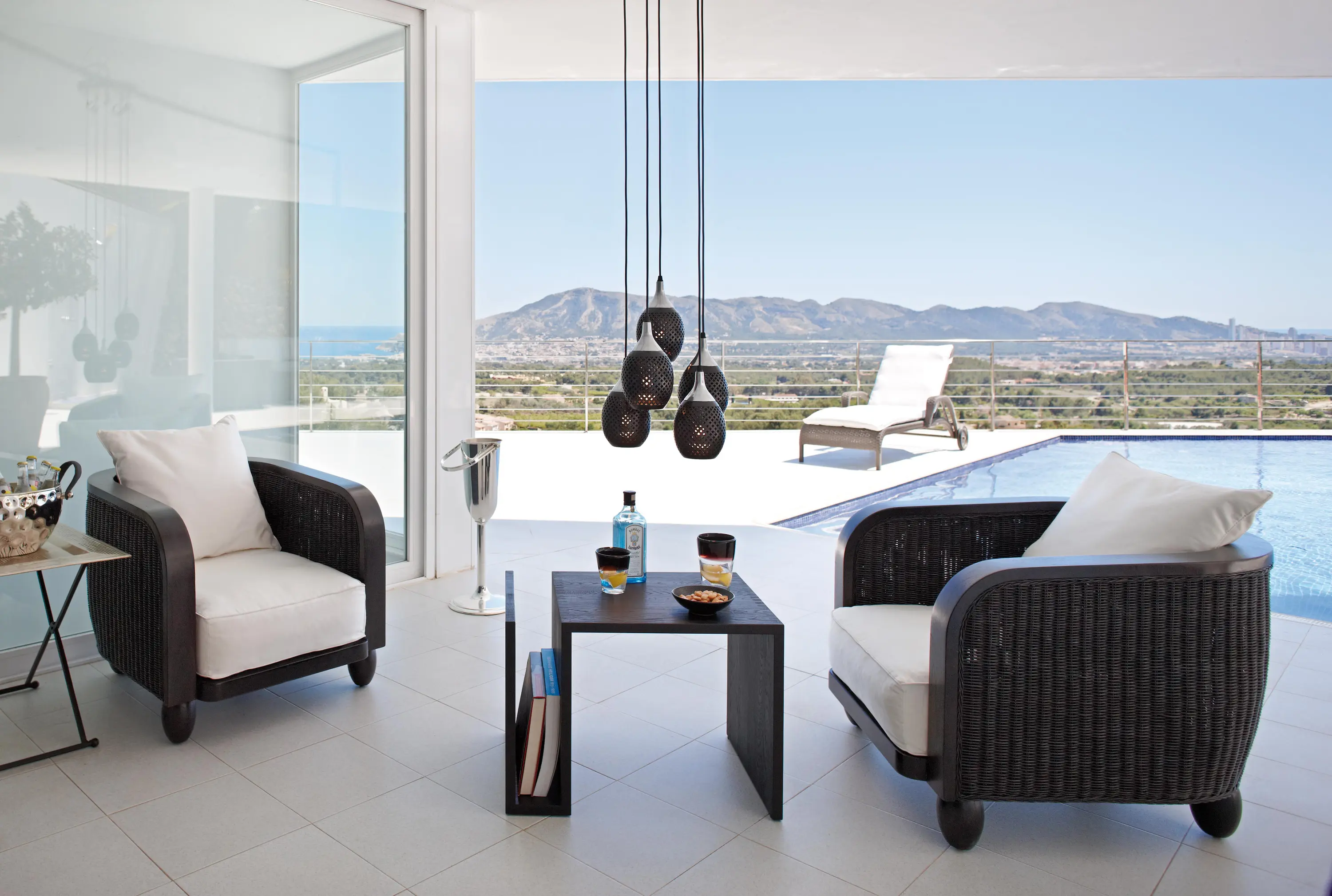 Lambert - Lobby armchair