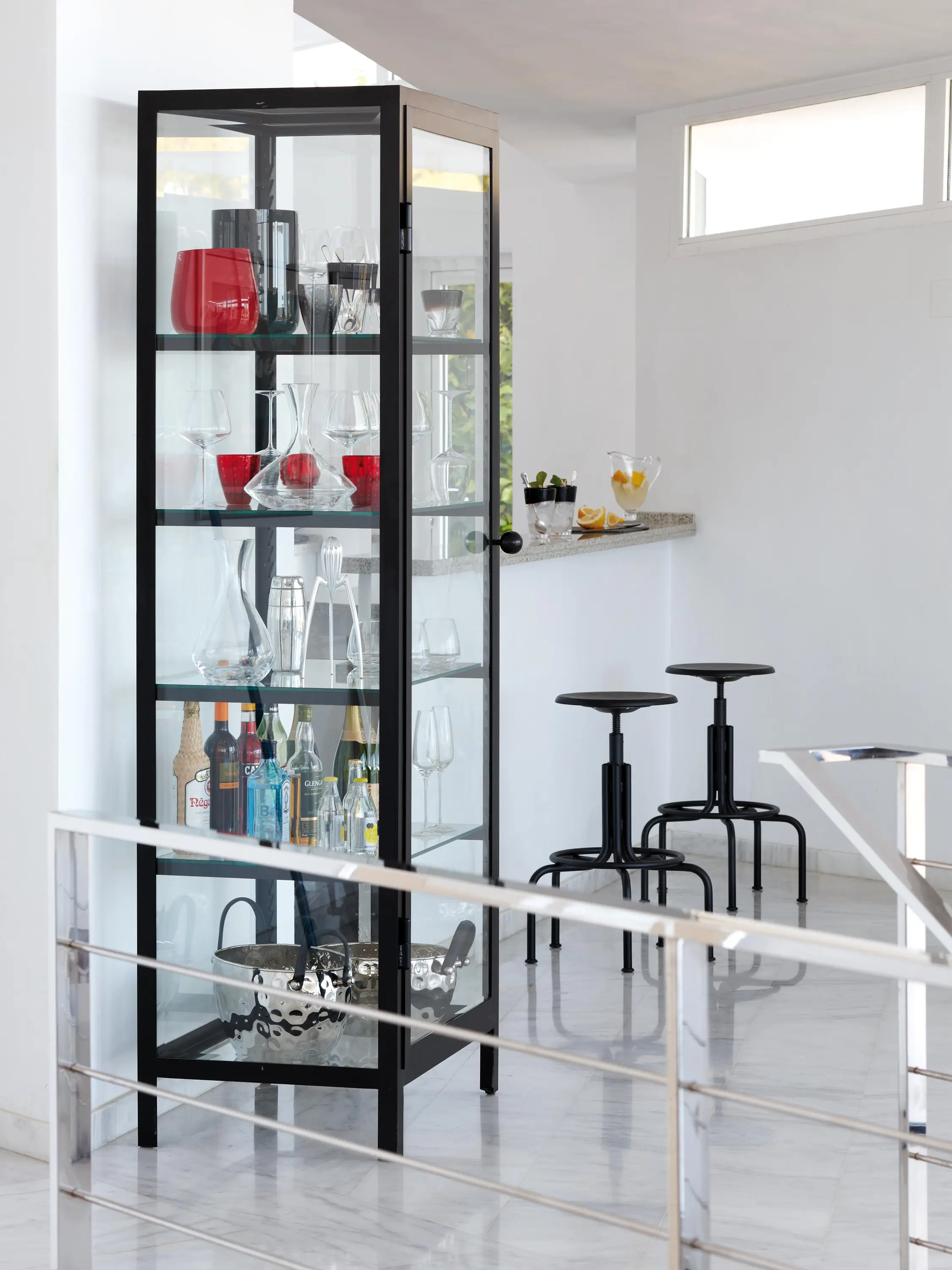 Lambert - Schneewittchen glass cabinet