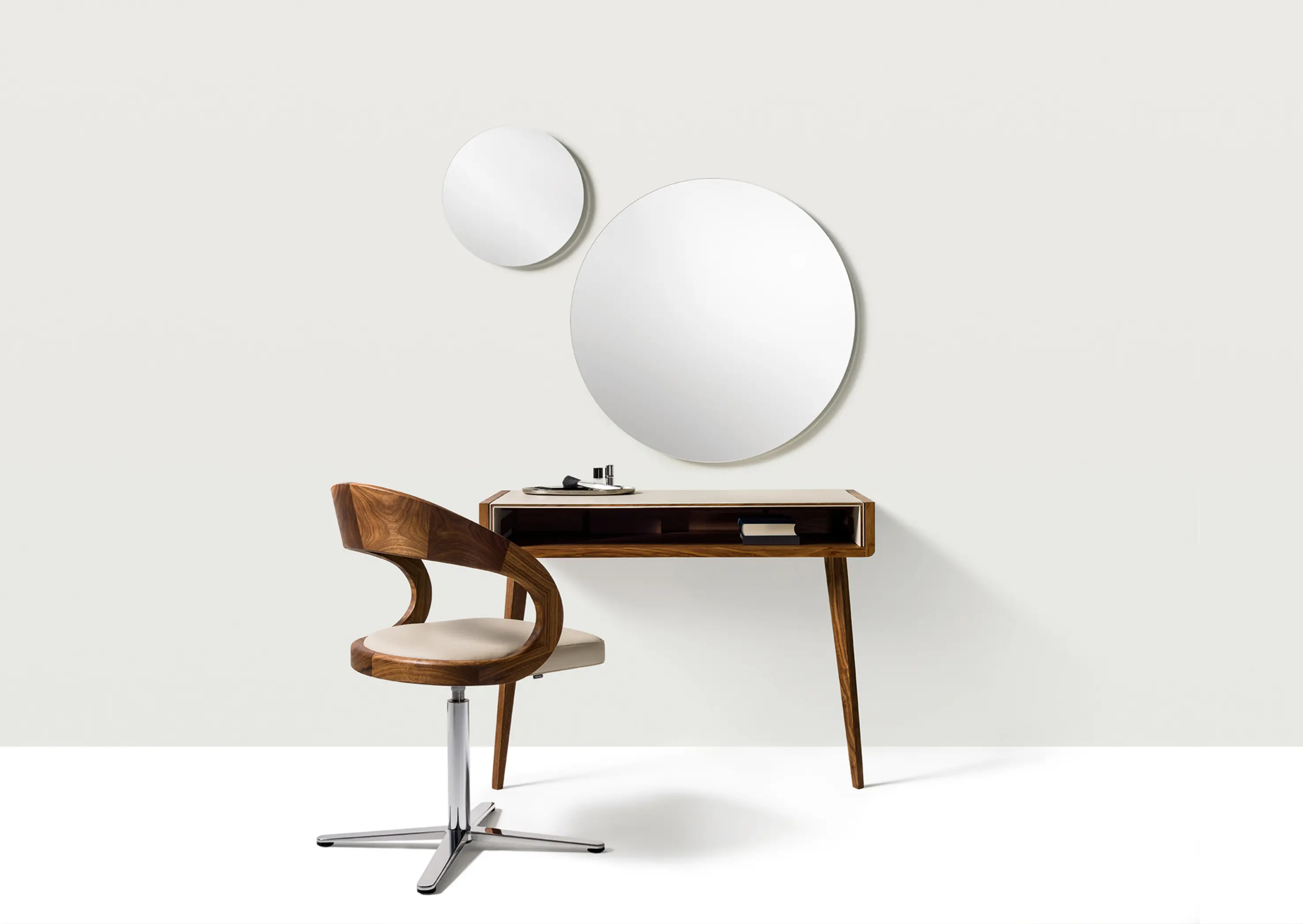 TEAM 7 - girado cantilever chair