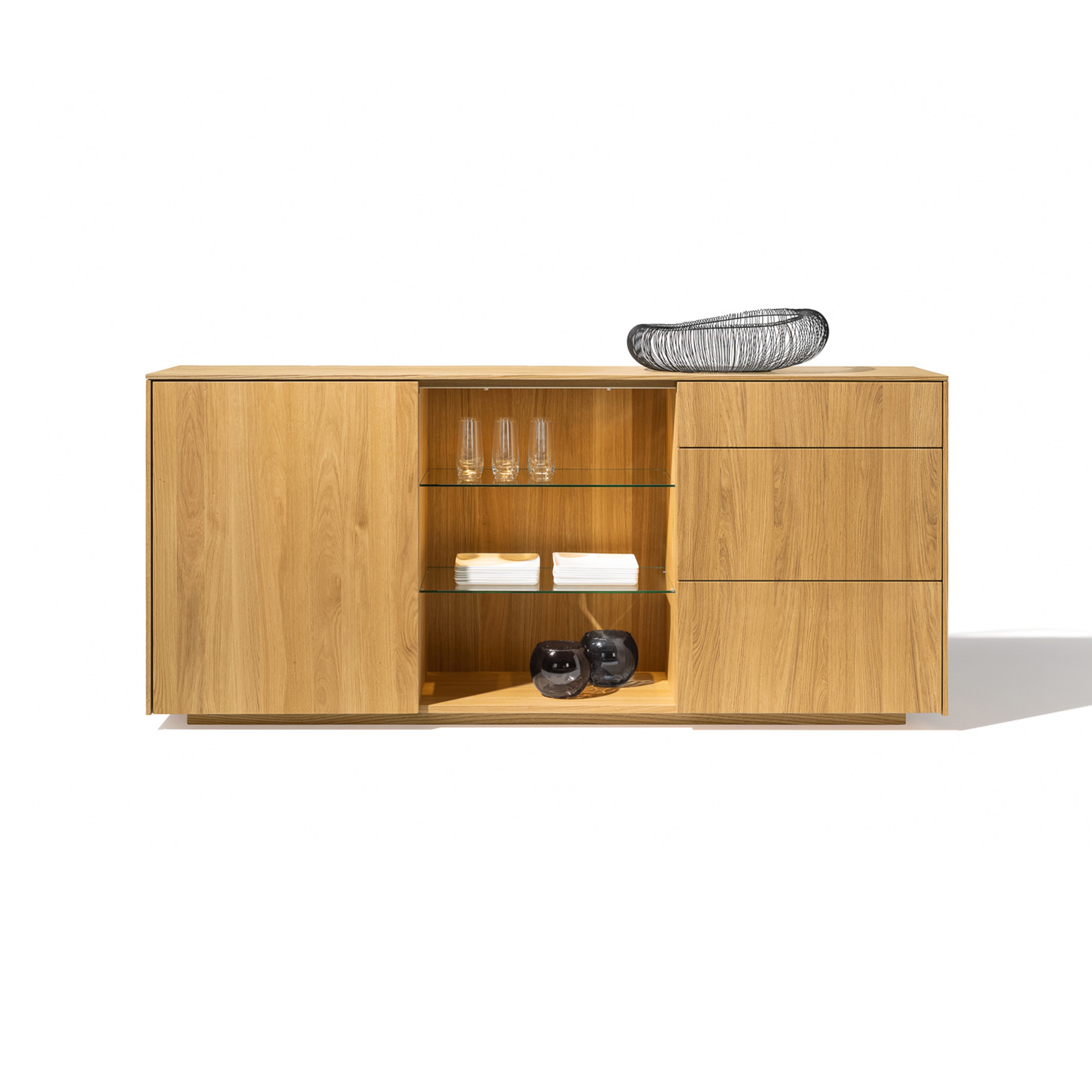 Mostra il prodotto credenza filigno del produttore TEAM 7