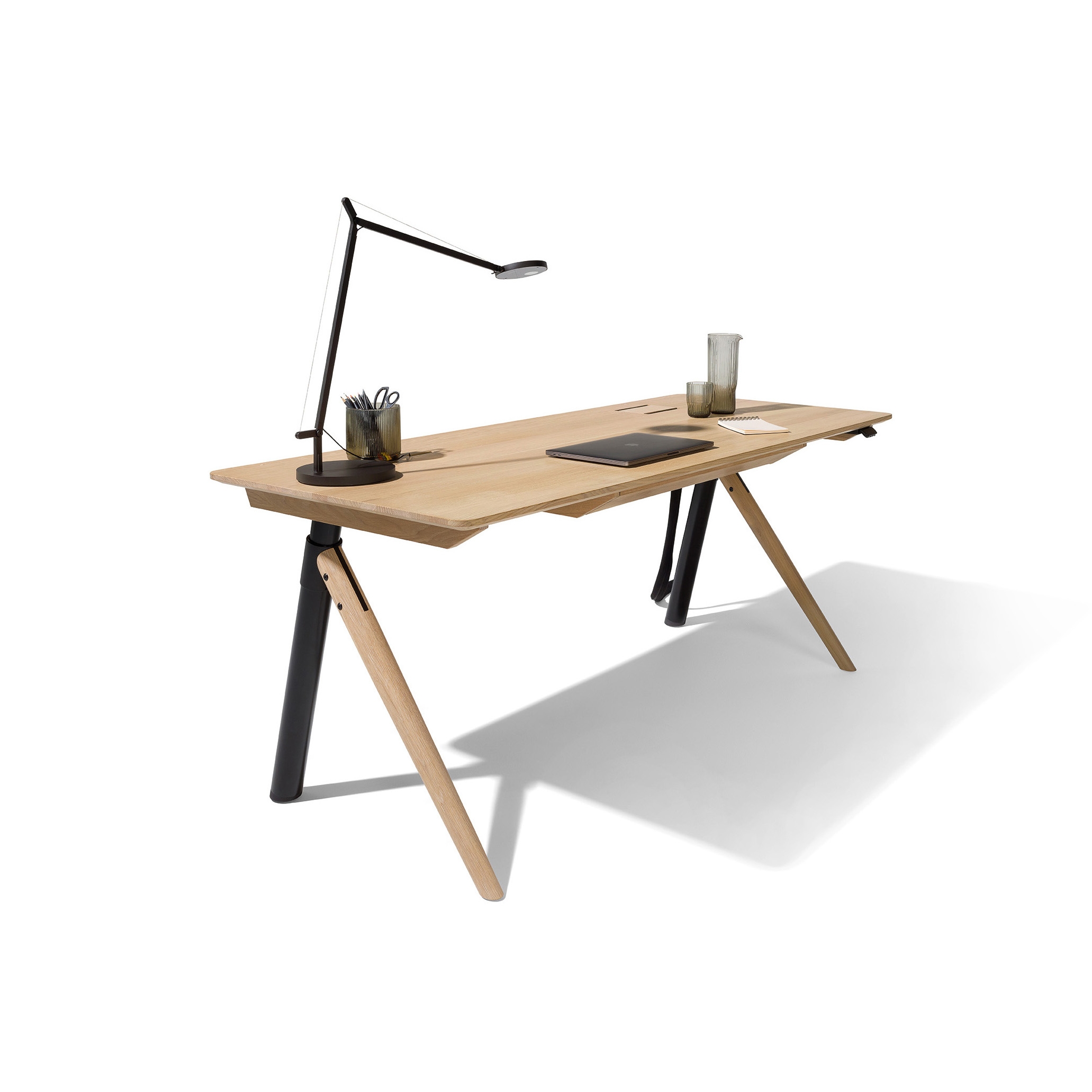 Display product pisa desk from manufacturer TEAM 7