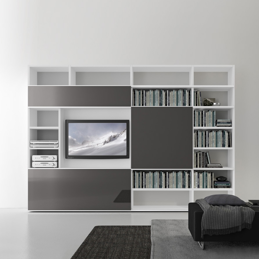 Display product Pari & Dispari Sliding door arrangements from manufacturer Presotto