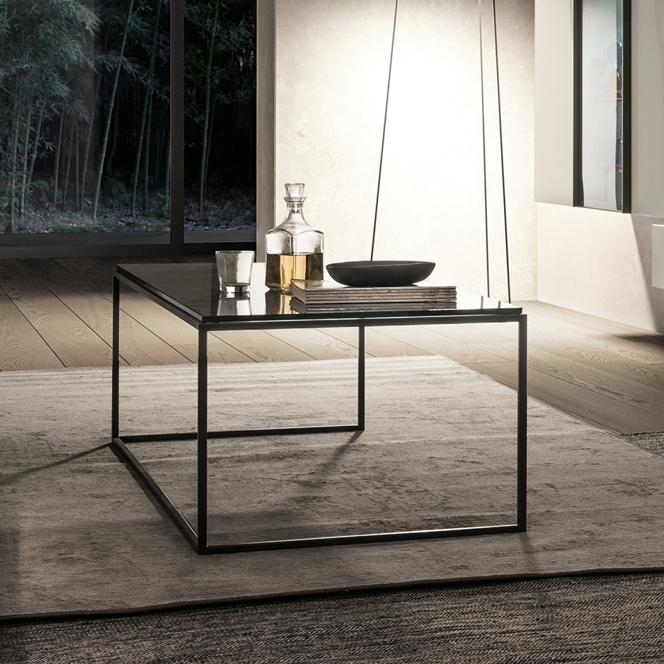 Display product Basic coffee table from manufacturer Presotto