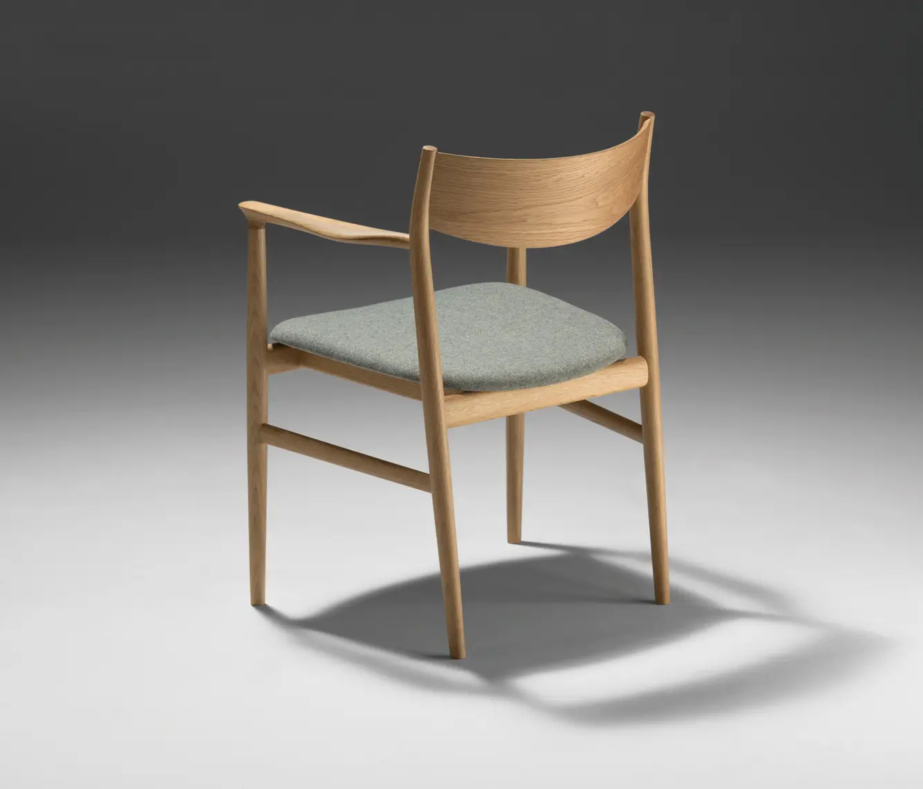 CondeHouse - Kamuy Table