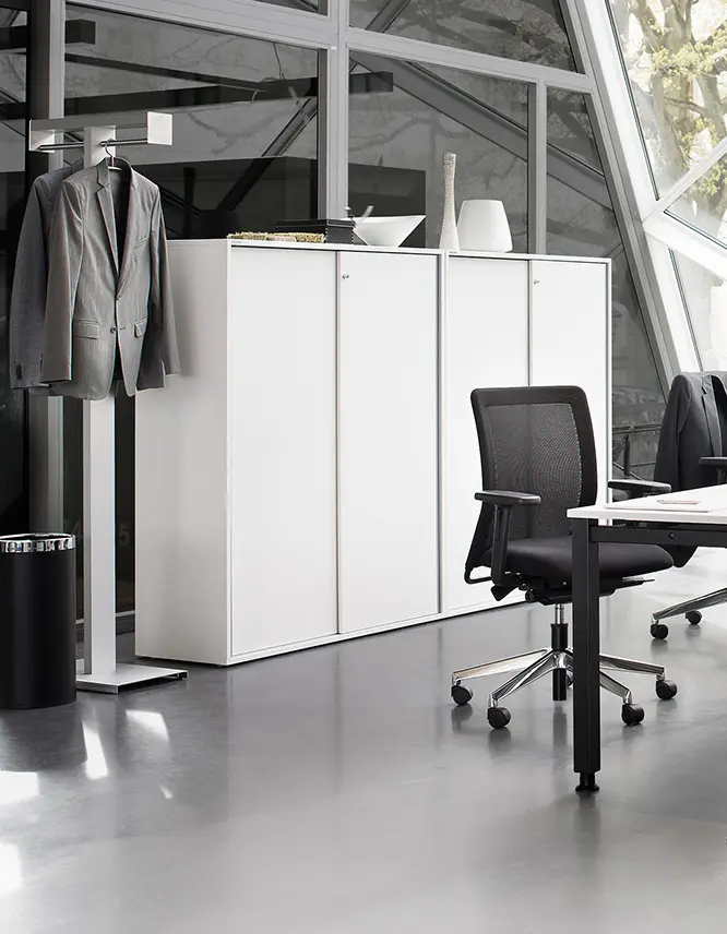 Wiesner-Hager - float fx Pedestal