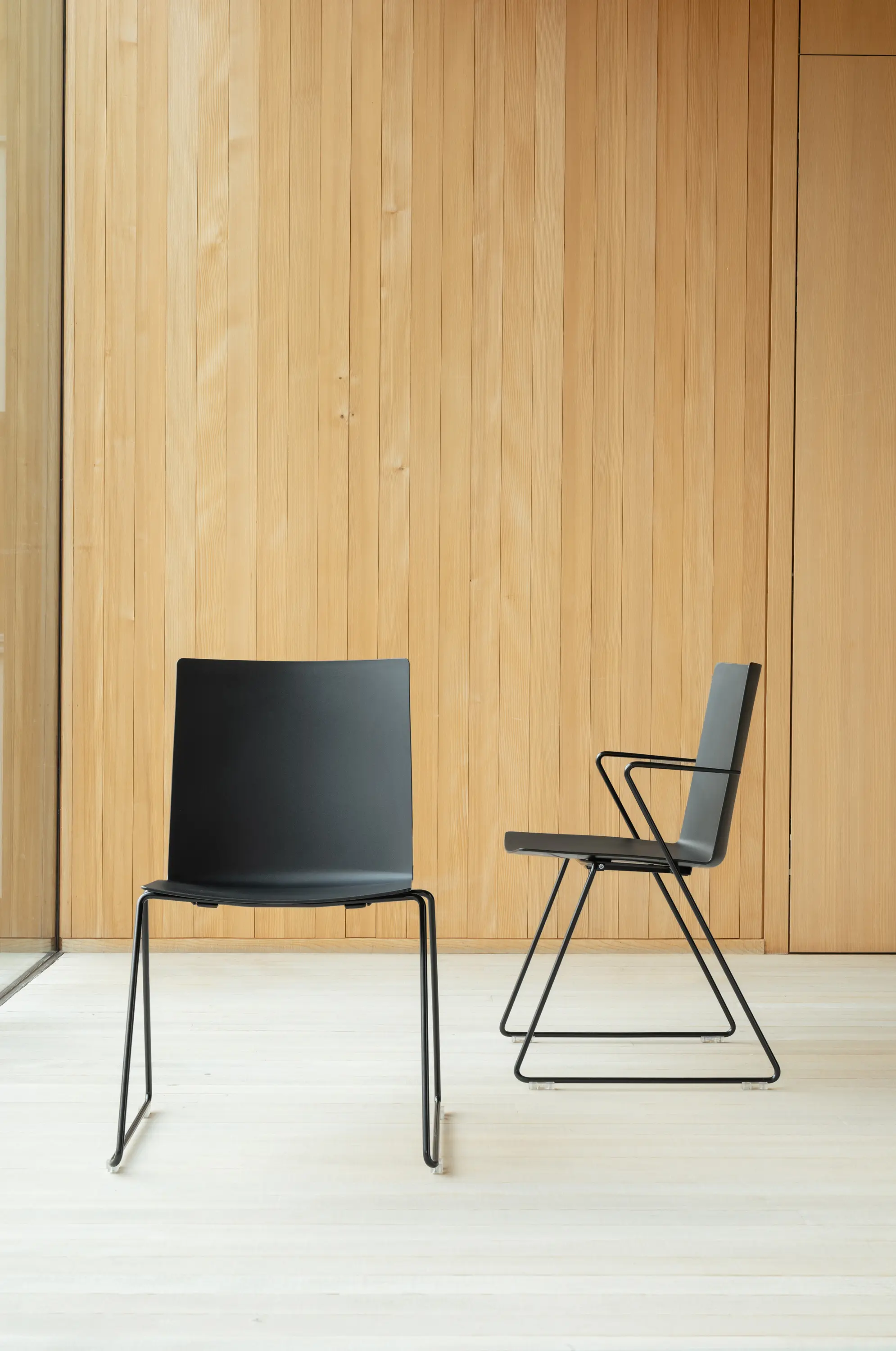 Wiesner-Hager - batch sled base chair