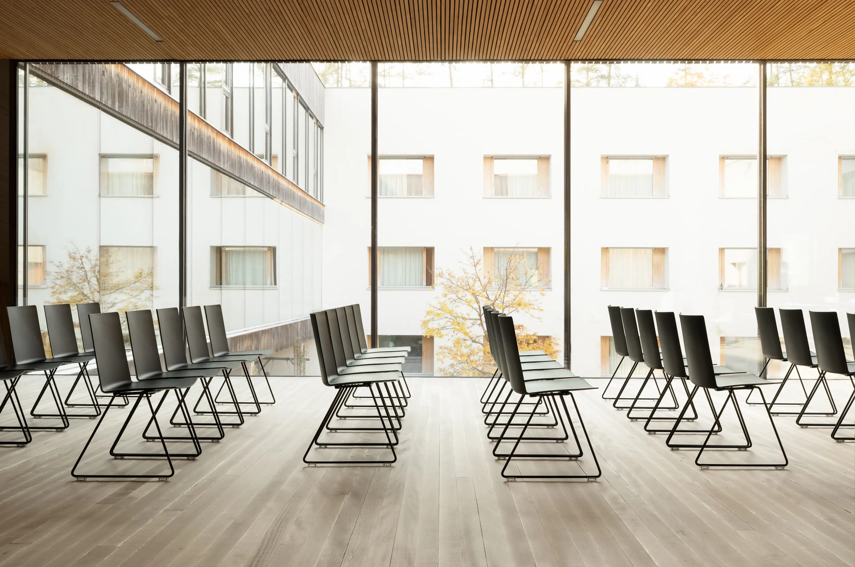 Wiesner-Hager - batch sled base chair