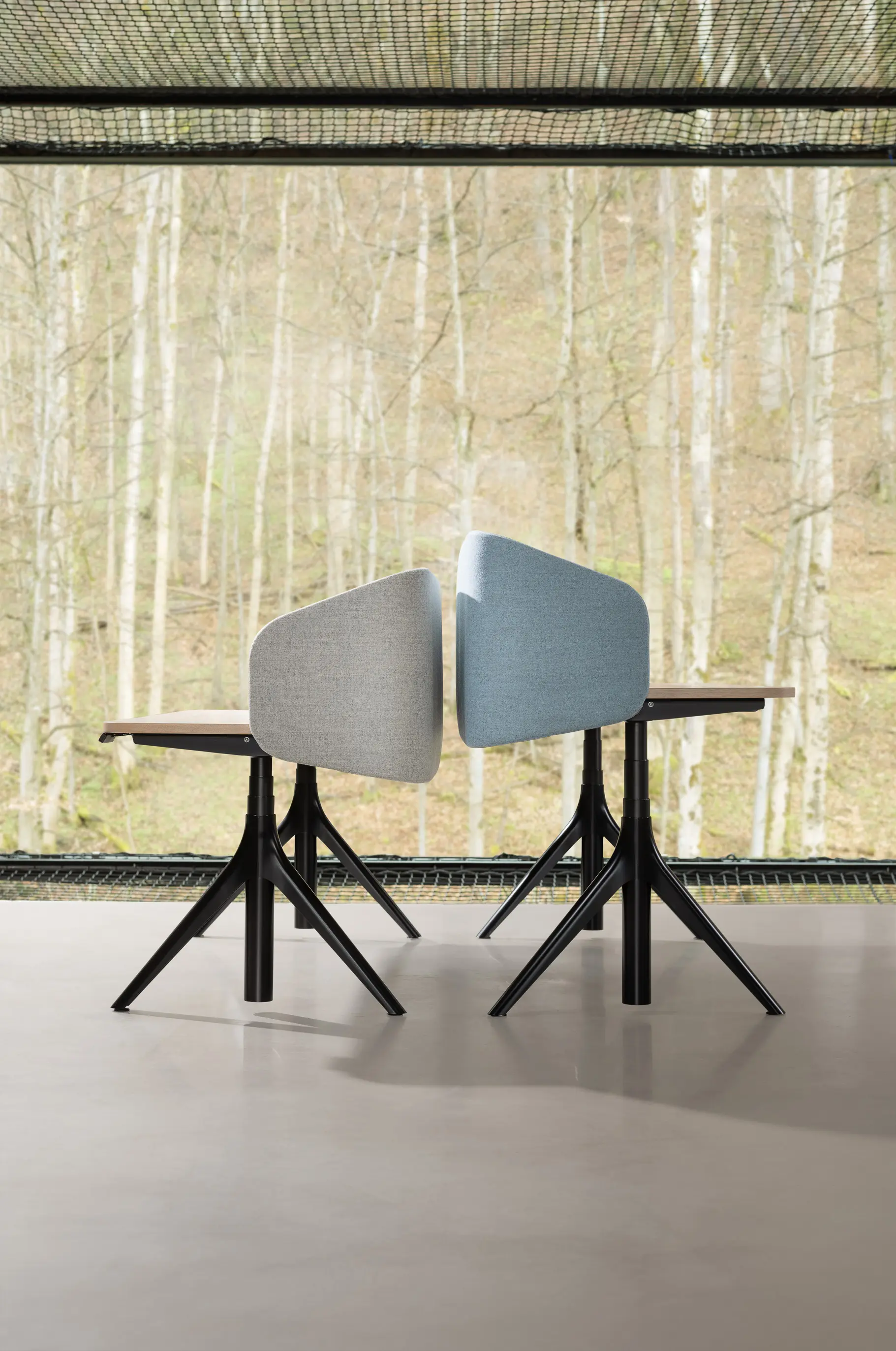 Wiesner-Hager - furniloop rectangular table with symmetric frame