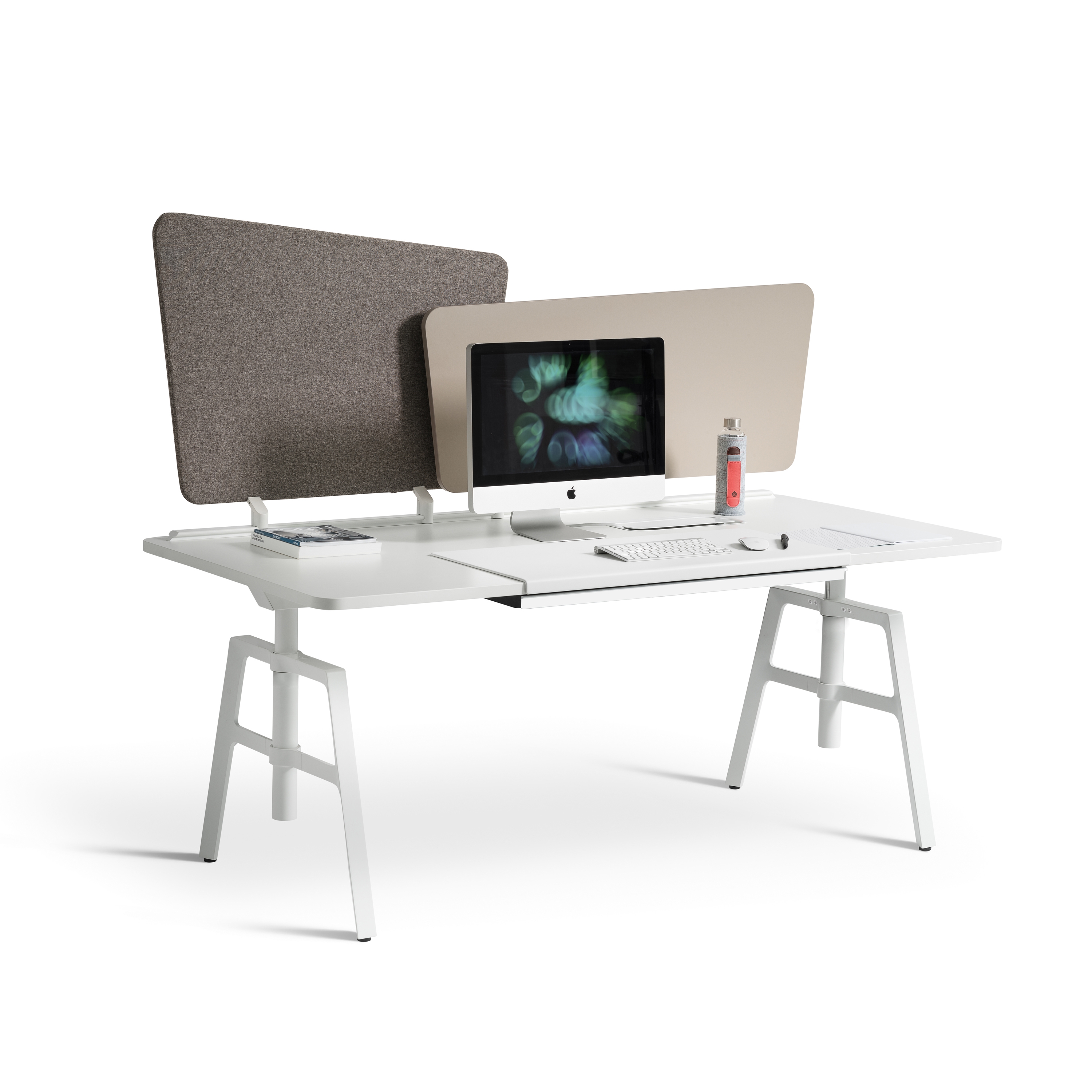 Mostra il prodotto etio single workstation del produttore Wiesner-Hager