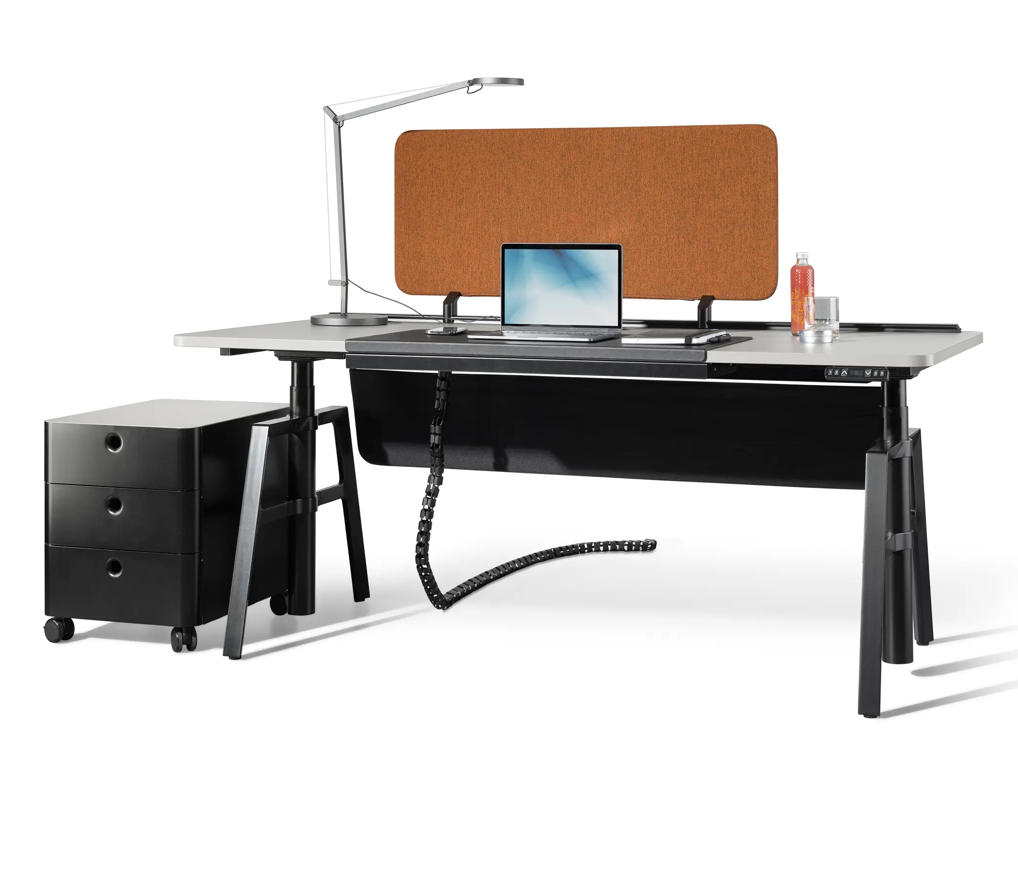 Wiesner-Hager - etio one-person workstation electrically height-adjustable