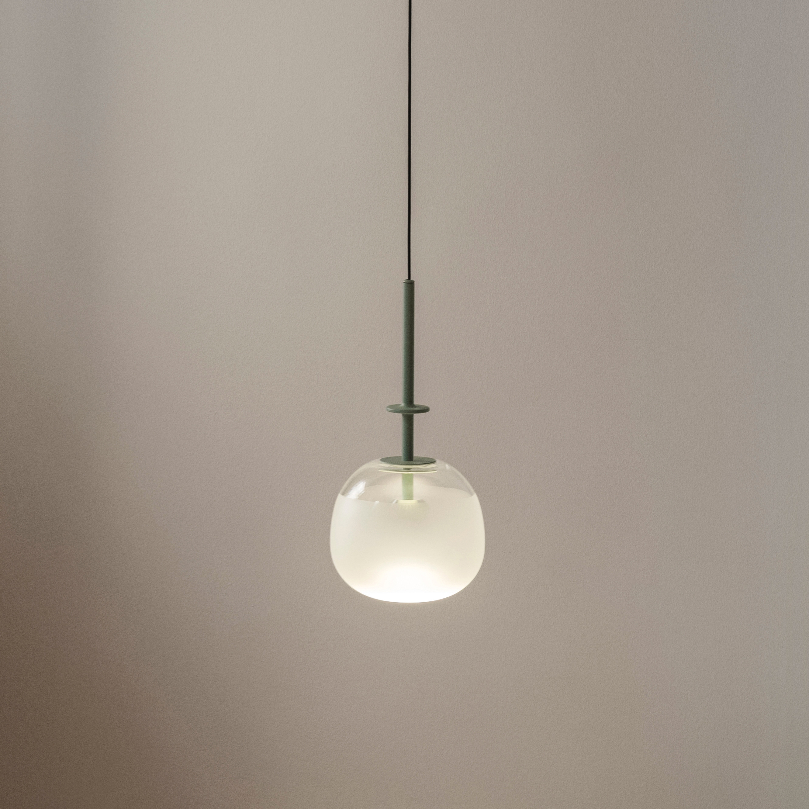 Mostra il prodotto Tempo 5772 Hanging lamp del produttore Vibia