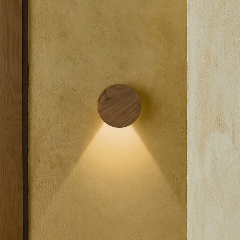 Display product Dots 4670 Wall lamp from manufacturer Vibia