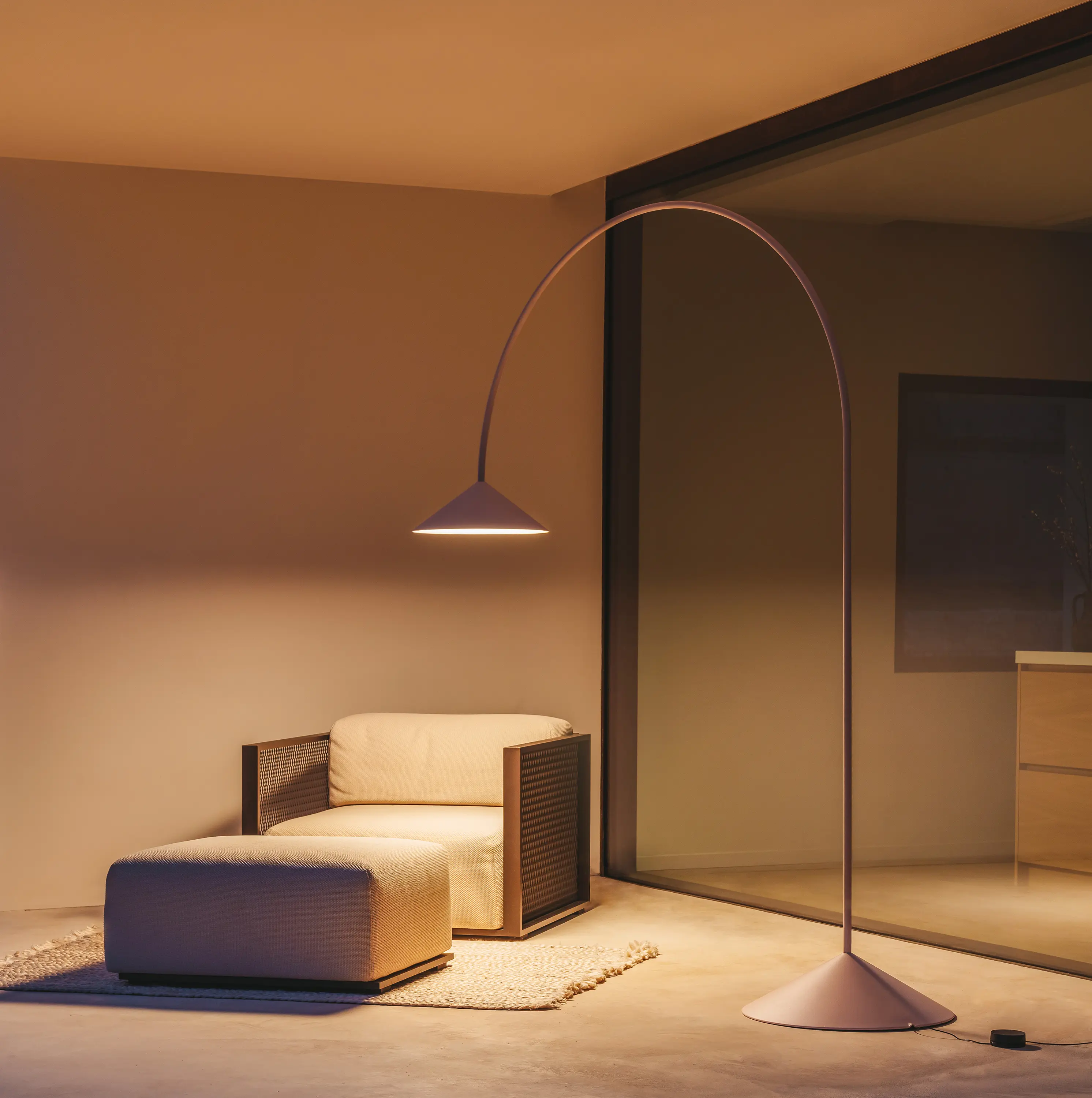 Vibia - Out 4270 Floor lamp