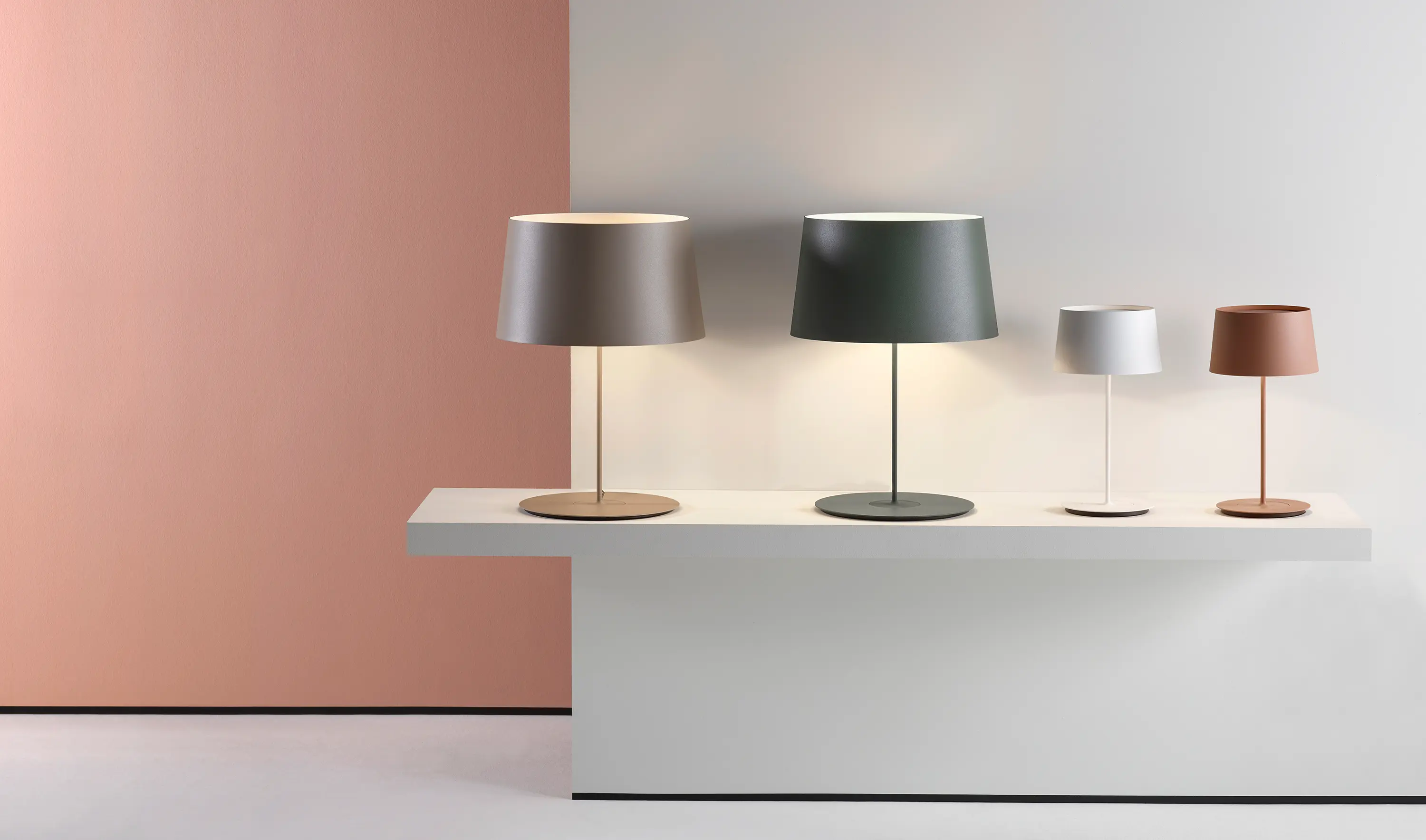 Vibia - Warm 4901 Table lamp