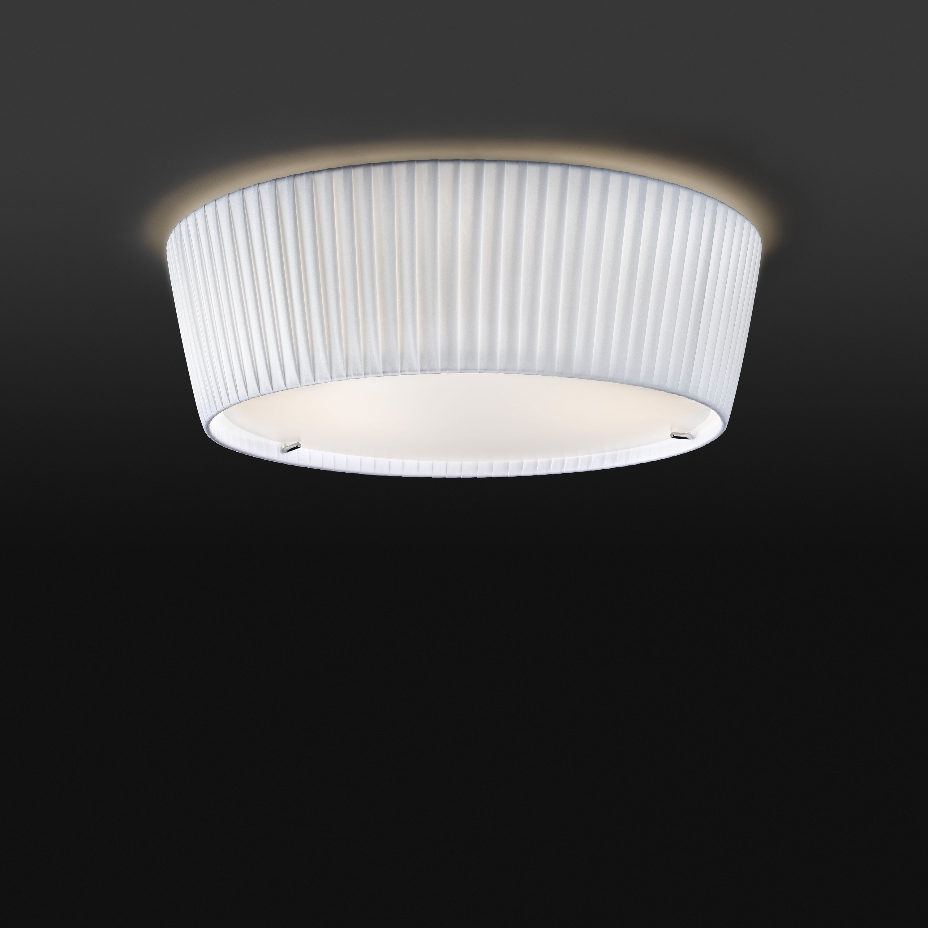 Mostra il prodotto Plafonet 01 Ceiling Light del produttore BOVER