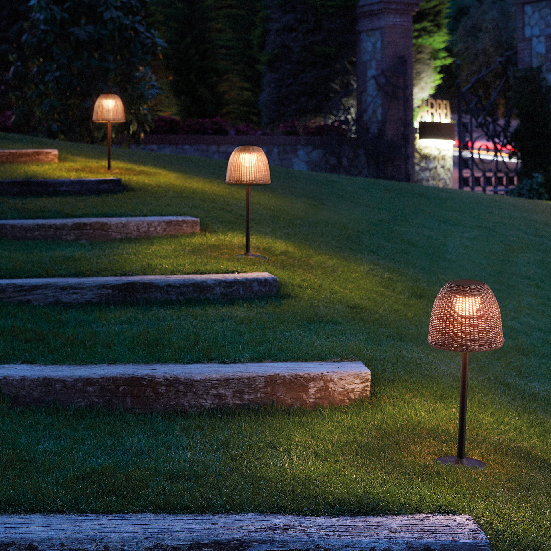 Mostra il prodotto Atticus B/50 OUTDOOR del produttore BOVER