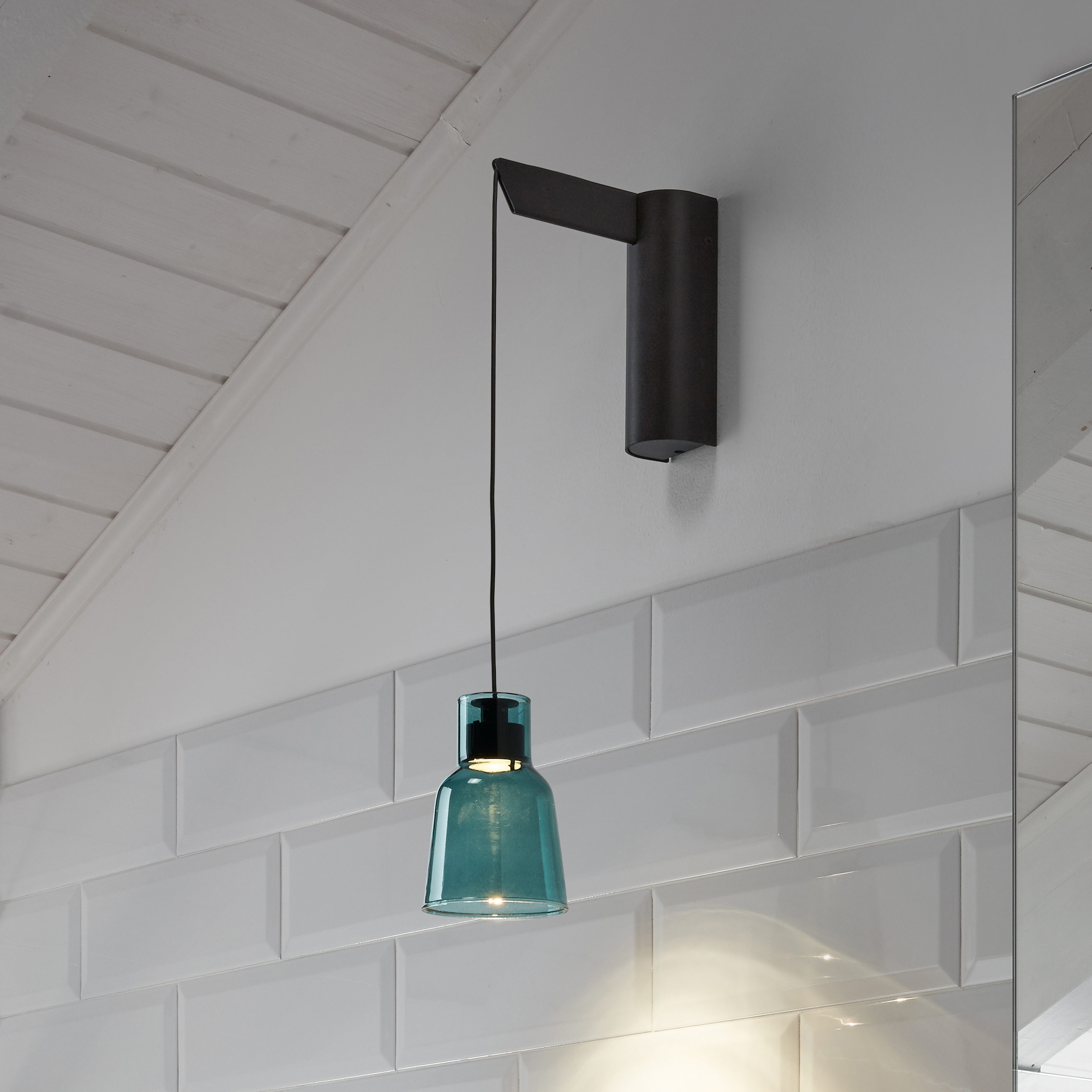 Display product Drip/Drop A/01 from manufacturer BOVER
