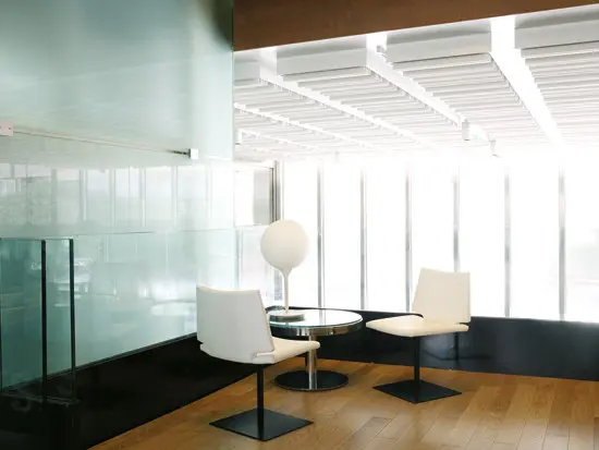 Temas V - Public sofa