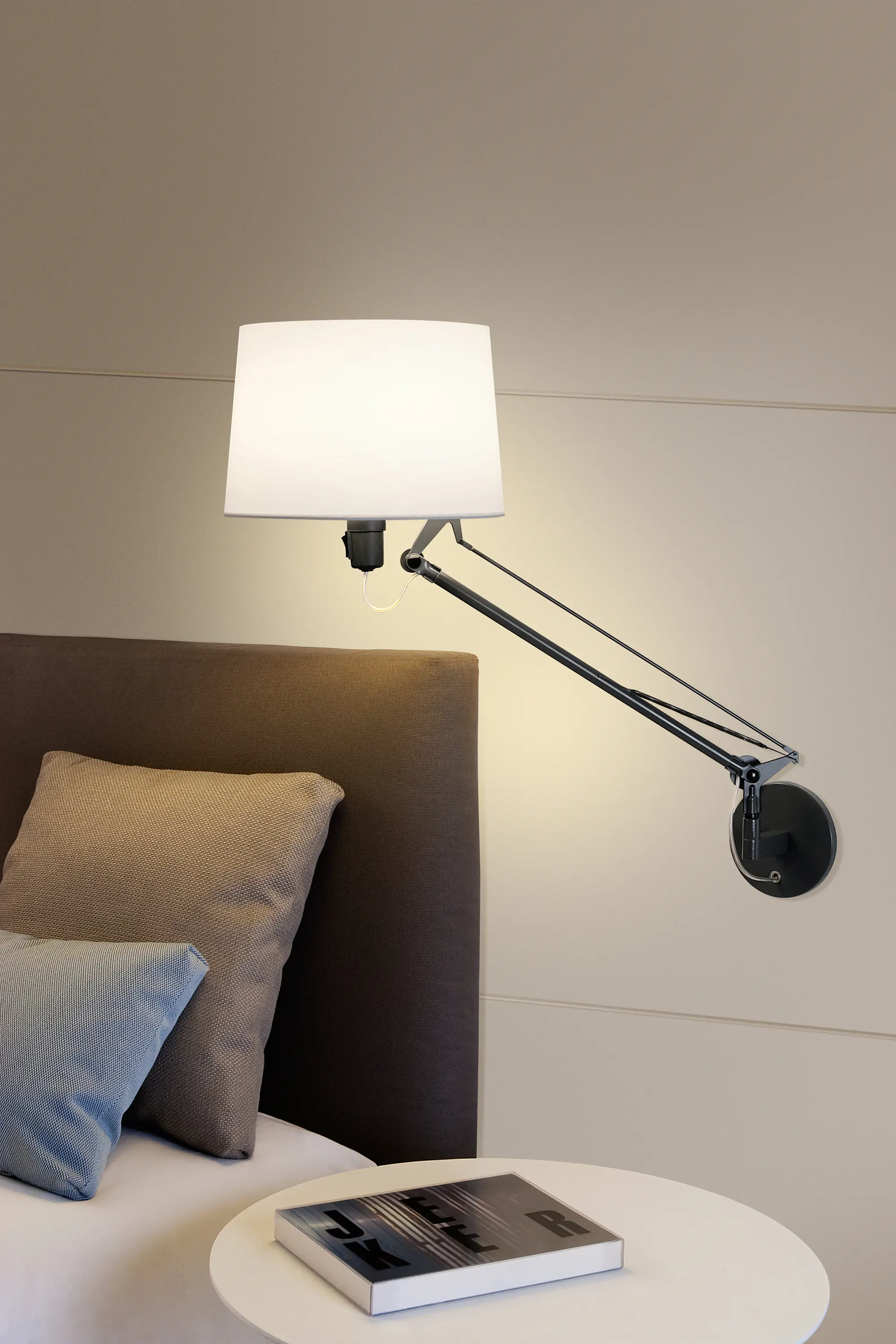 Carpyen - Lektor | Table lamp